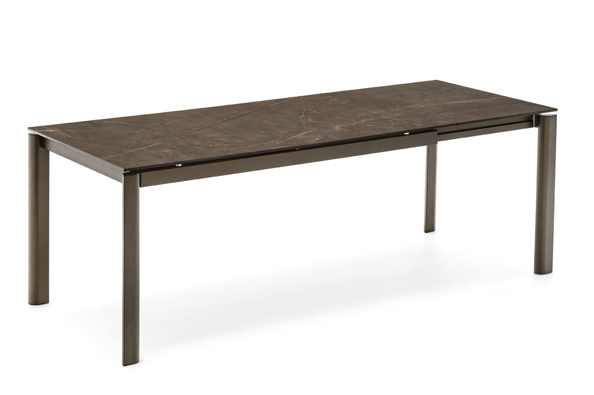 Rozkládací stůl STREAM s hnědou deskou a hnědým podstavcem