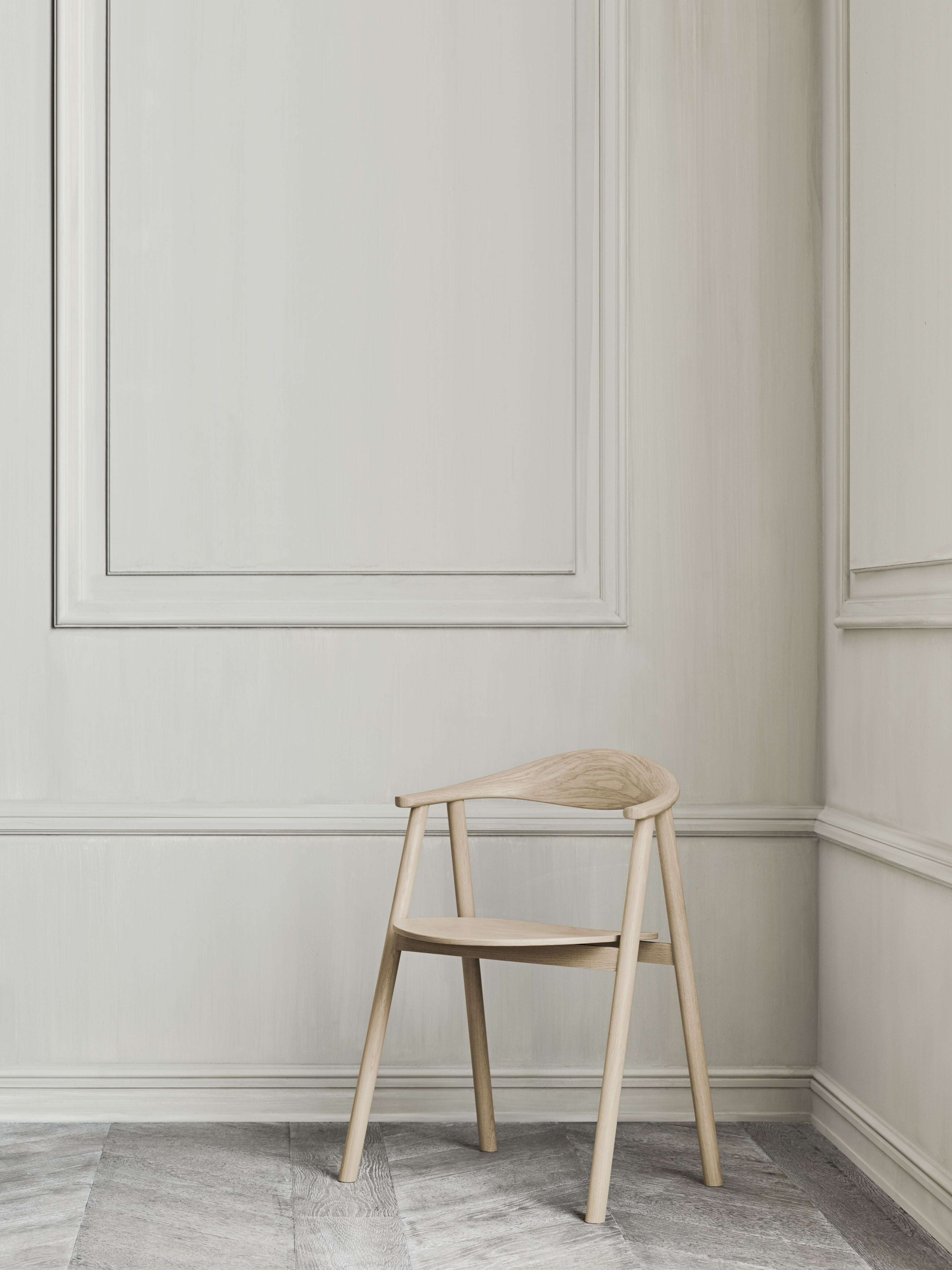 Židle SWING z dubového dřeva