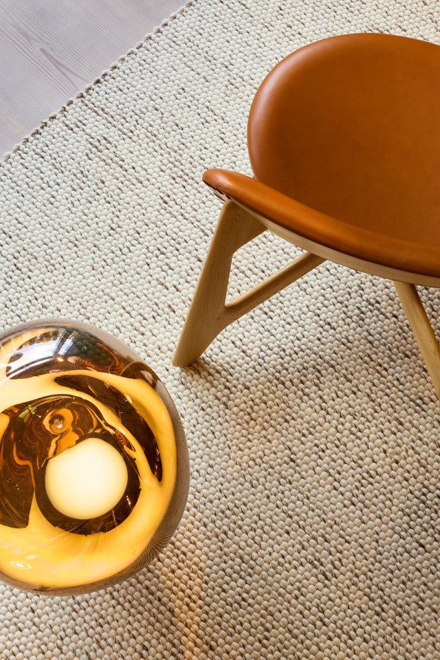 LOOPY cream rug with blue