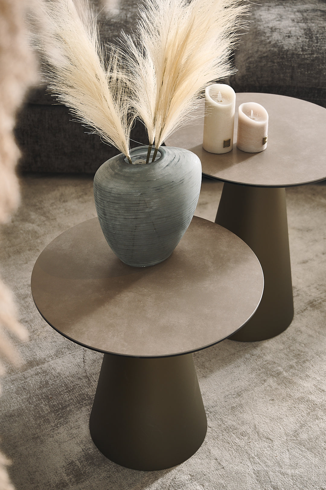 FUNGHI brown quartz sintered stone coffee table