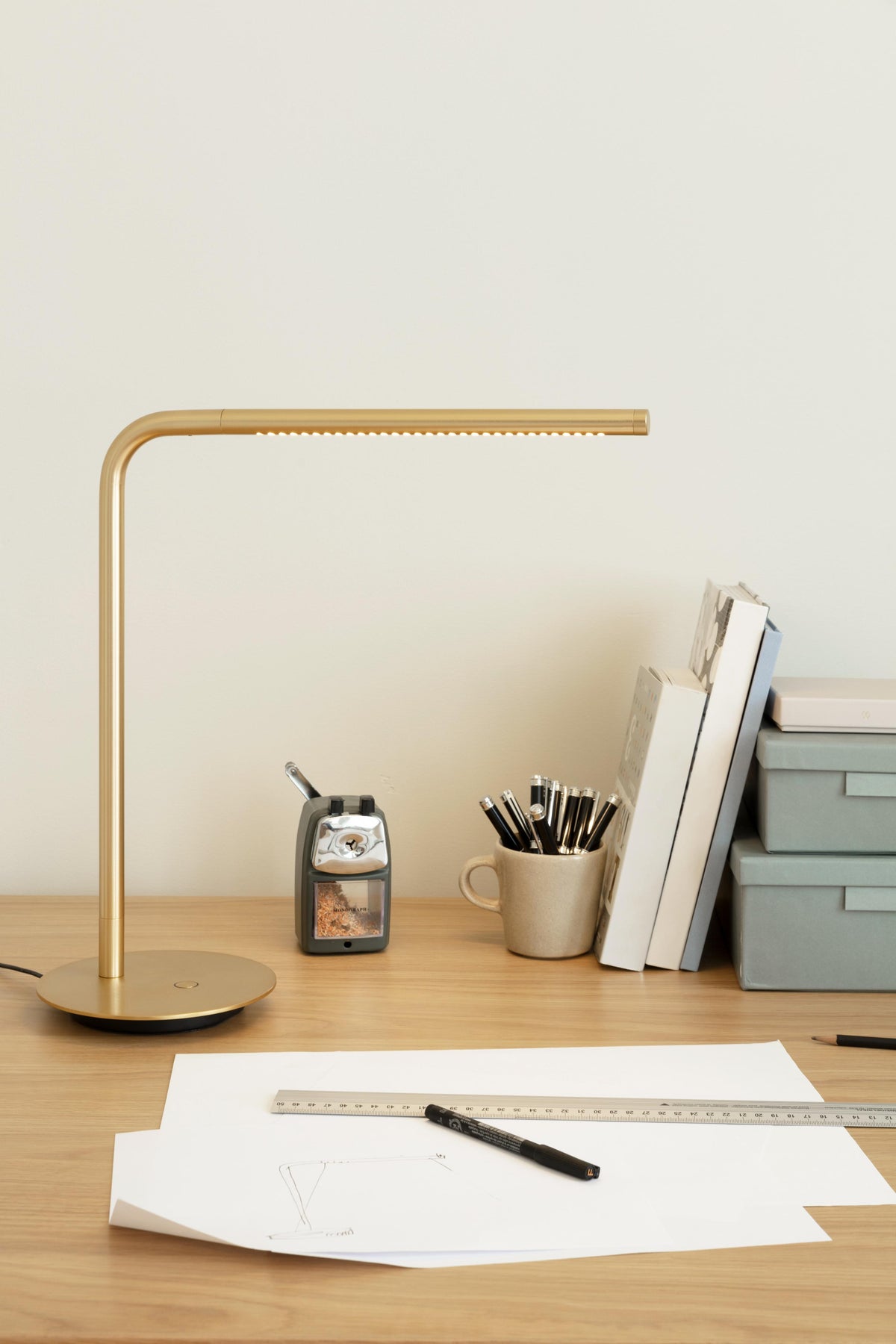 Gold OMNI Table Lamp
