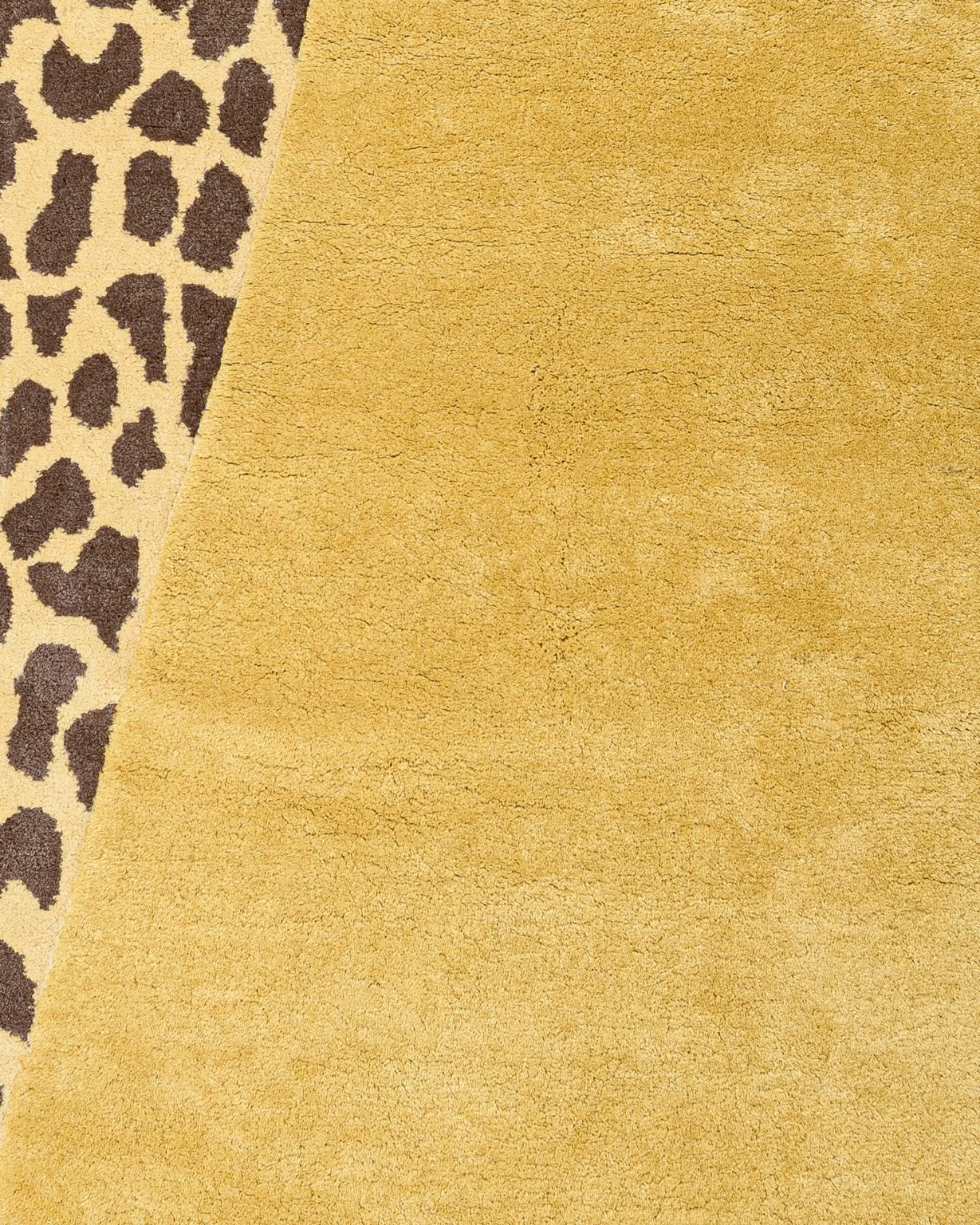 Asymmetrical decorative rug WILD MIST warm ochre