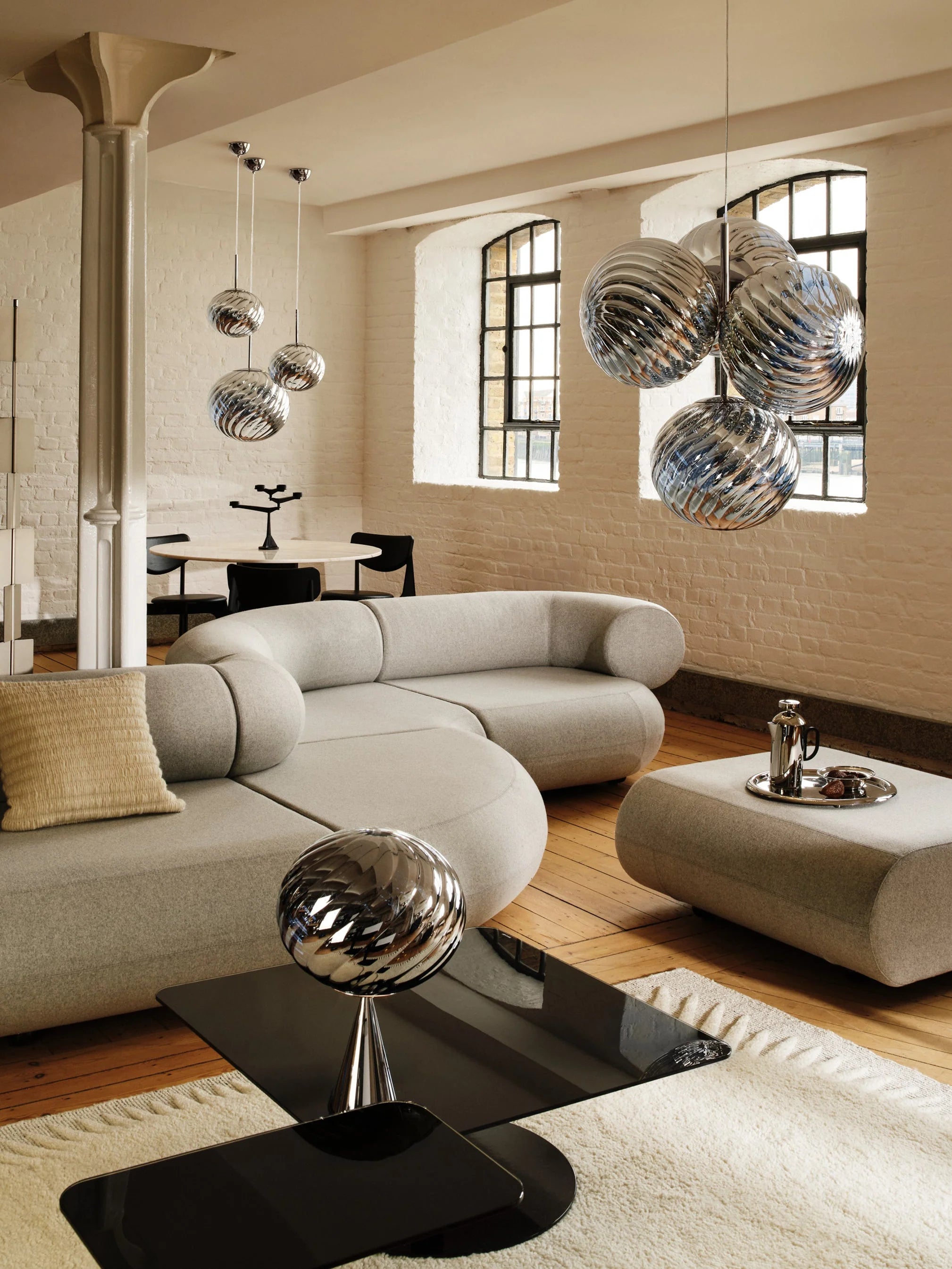 WHIRL SMALL silver pendant lamp