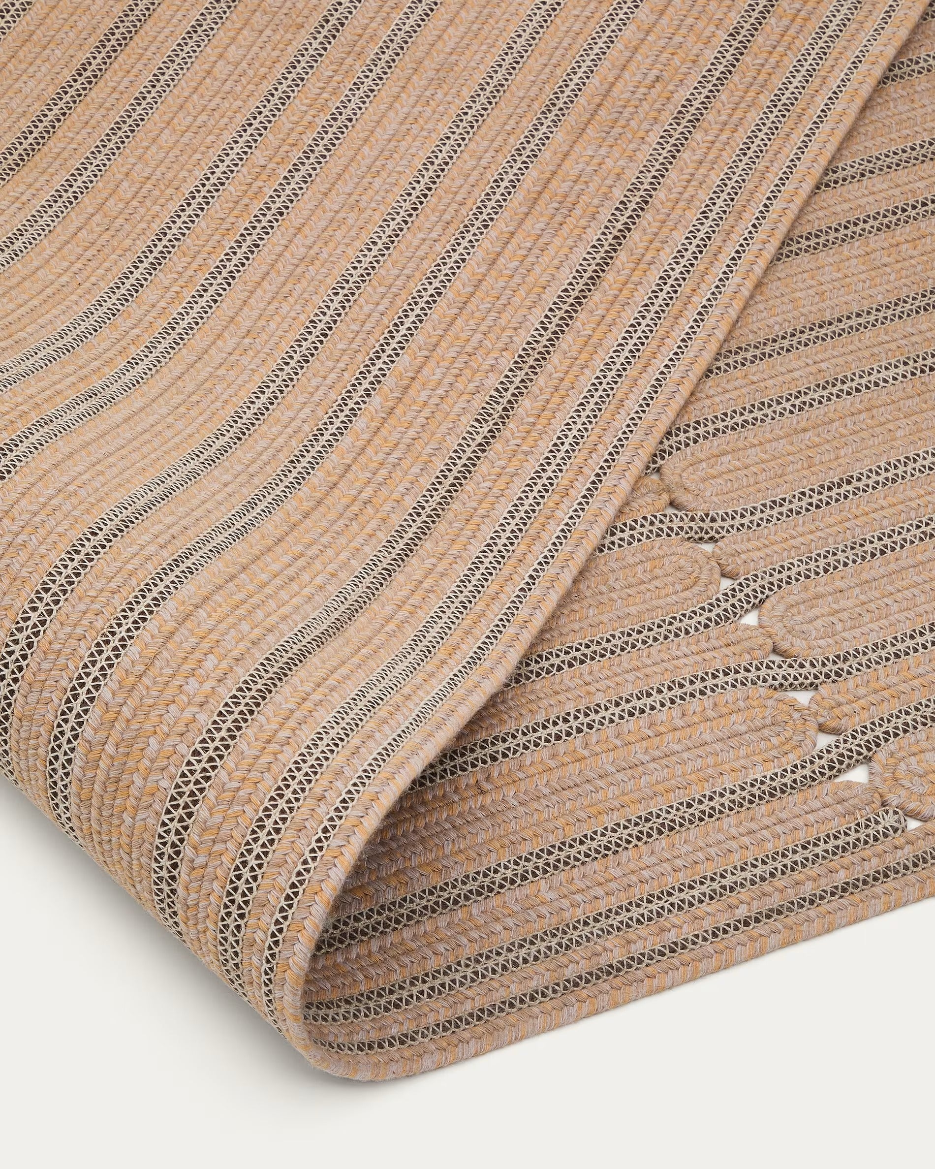 Outer rug Olivan light brown