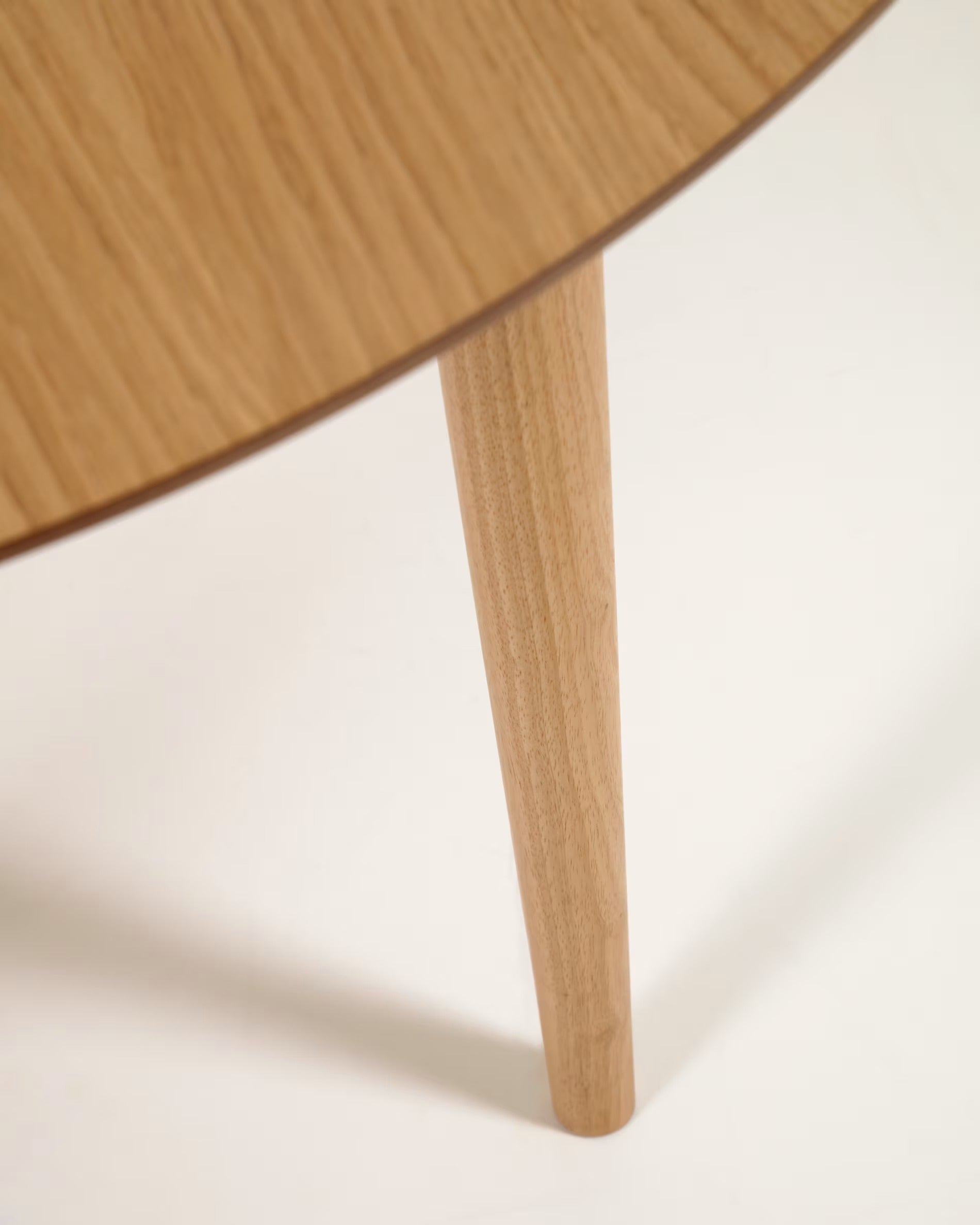 OVAL EXTENDABLE TABLE OQUI OAK VENEER