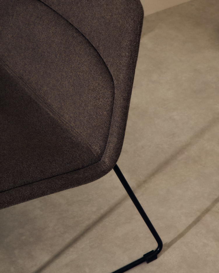 Křeslo ZAHARA hnědé