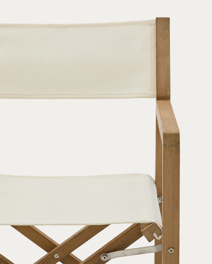 Villara white external chair with an acacia base