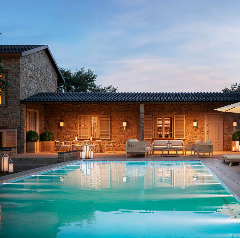 Zlatý antický venkovní kinkiet RISERVA