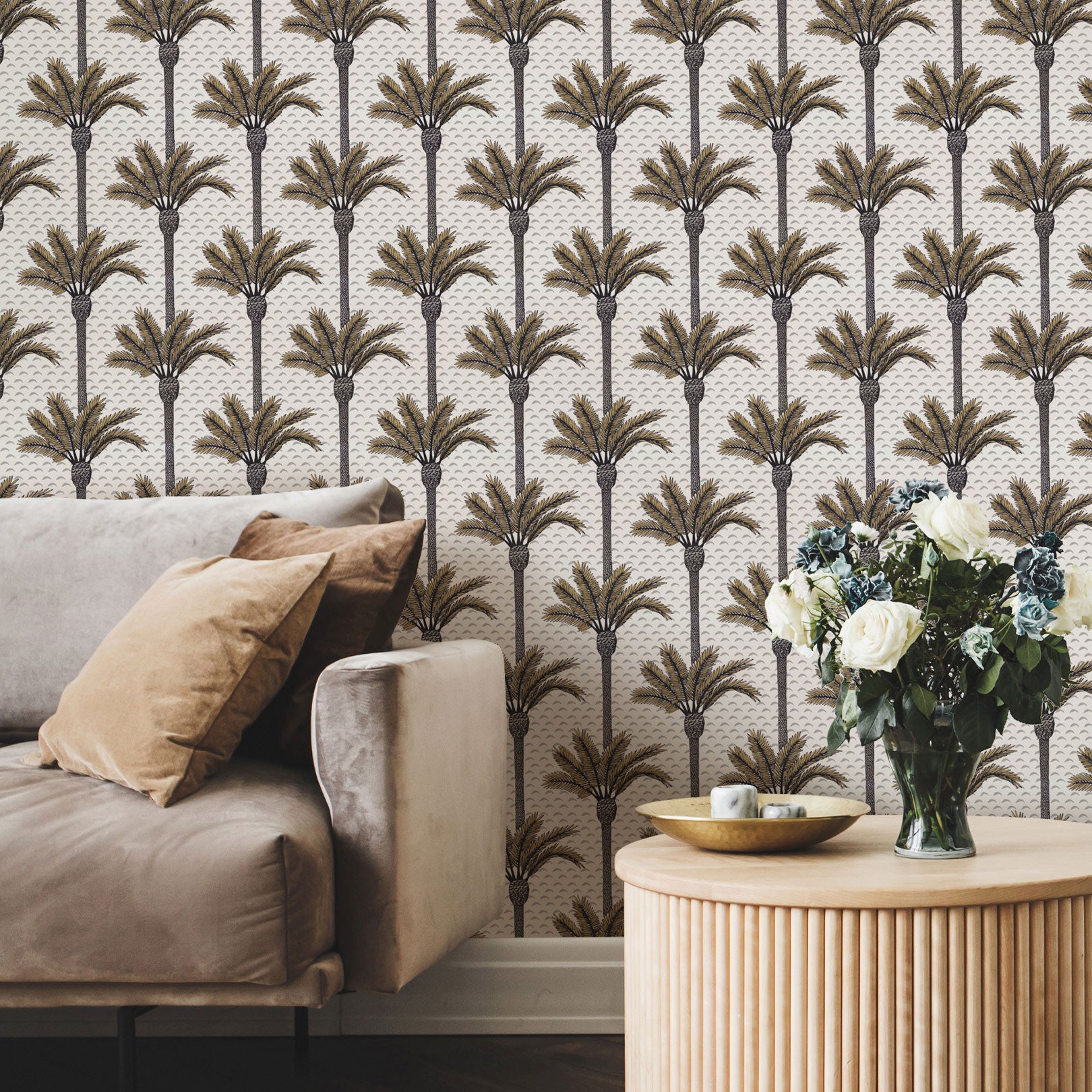 Structural wallpaper with a plant motif in palm ATLAS - IVORY ivory