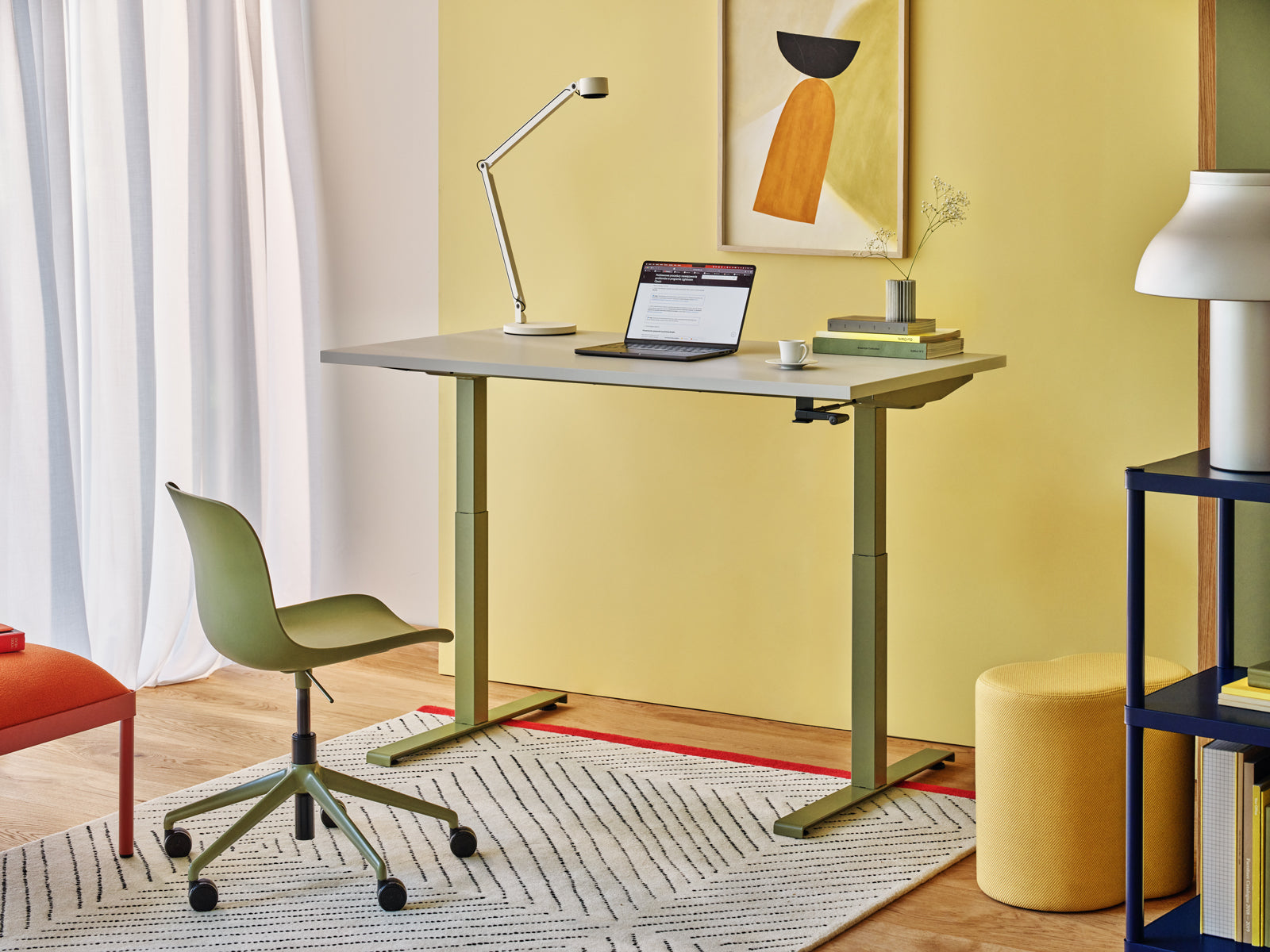 Otáčecí židle BALTIC 2 BASIC s nastavitelným podstavcem a kolečky na tvrdé povrchy