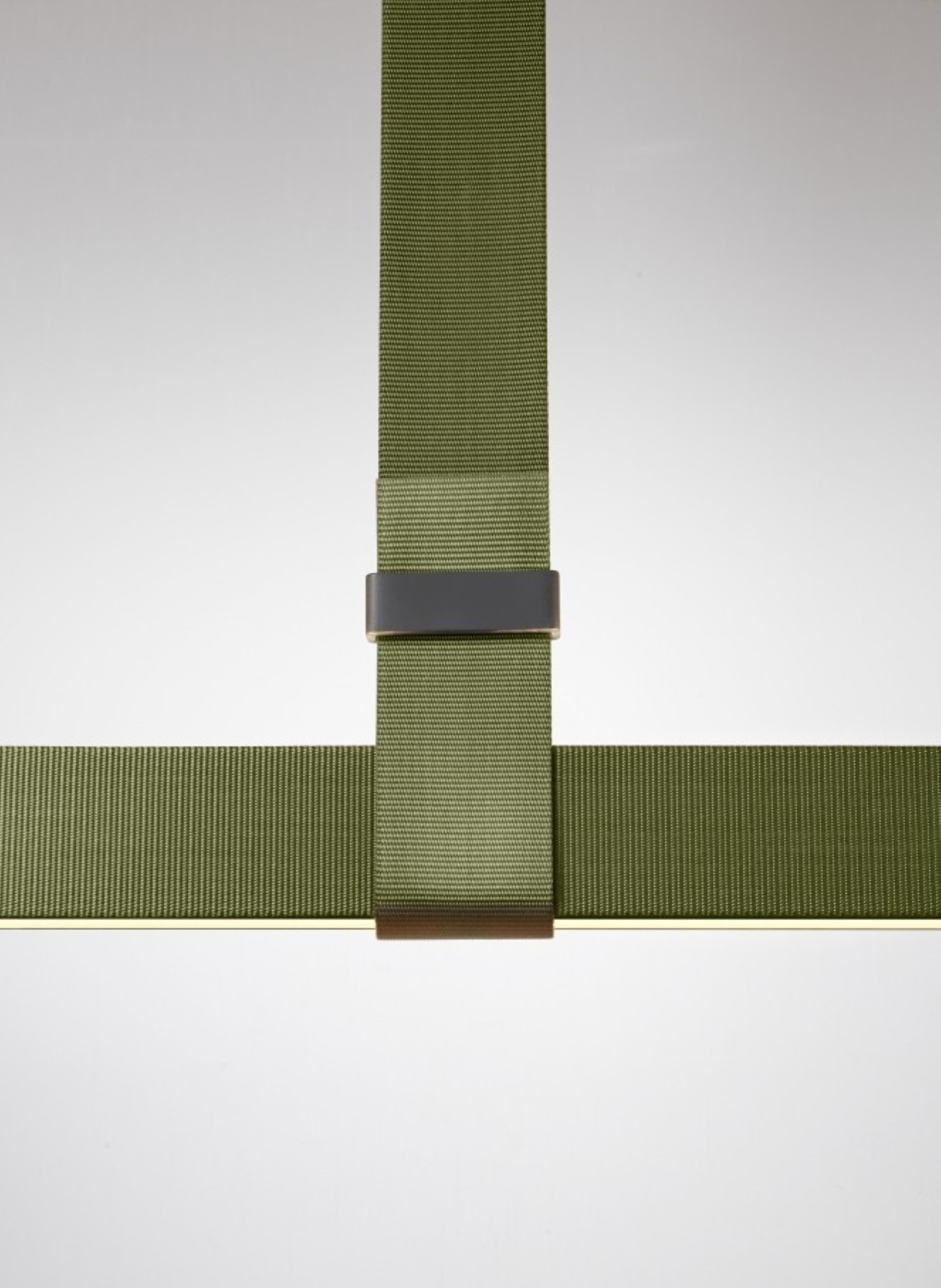 Závěsné svítidlo BELT olivové