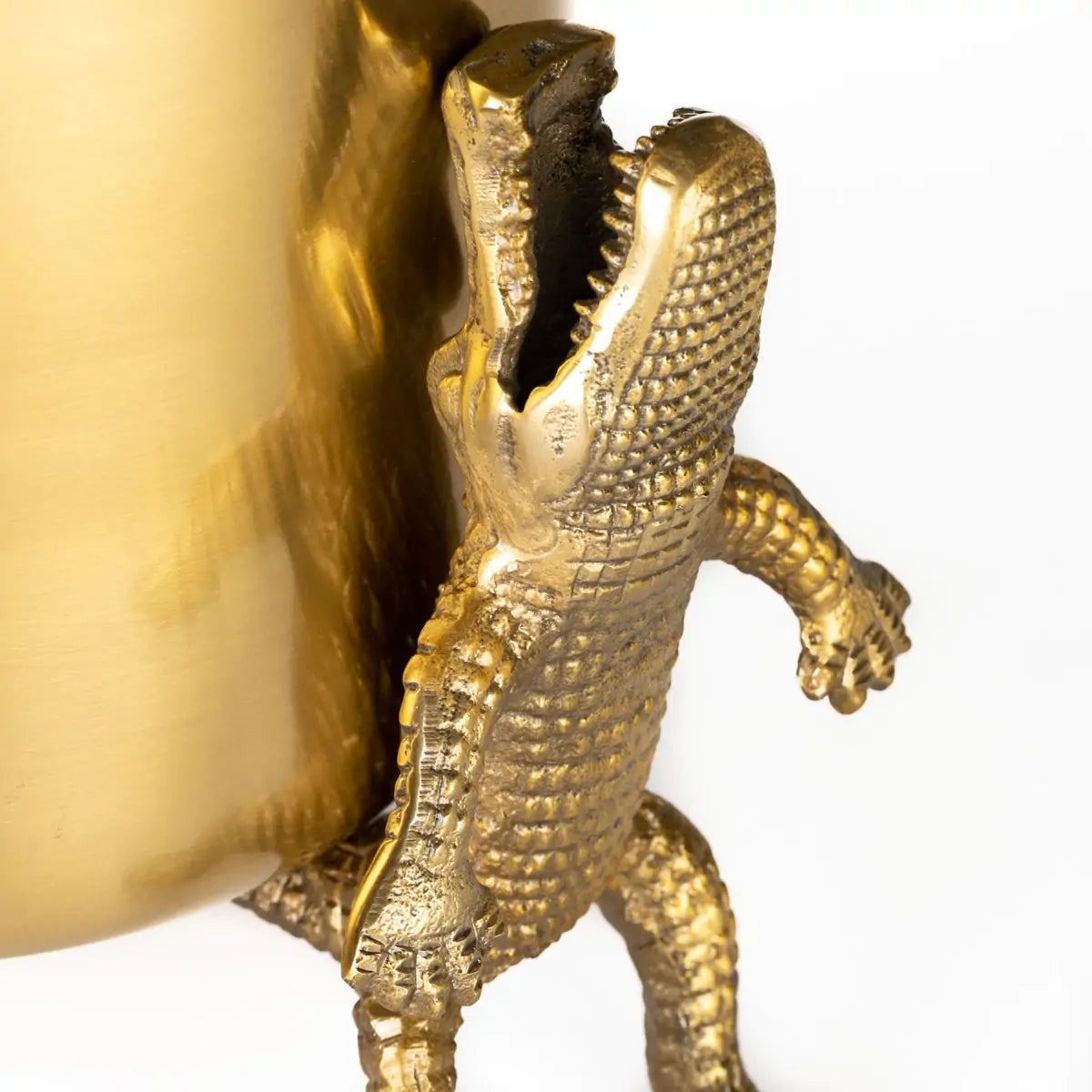 Wazon SURROUNDED BY CROCODILES złoty