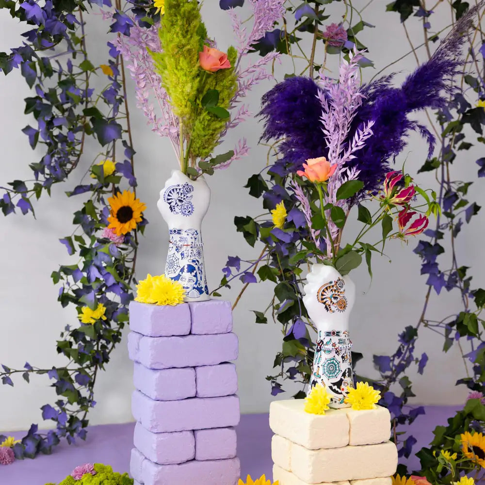 LIBERTY MATTERS vase white ceramic