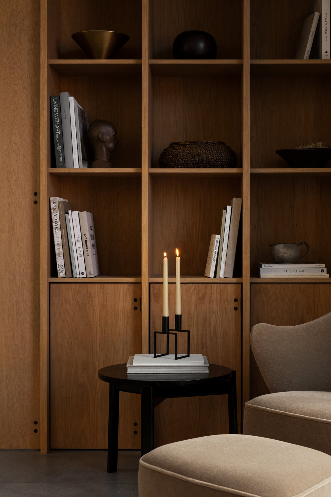 Svícen KUBUS LINE černý