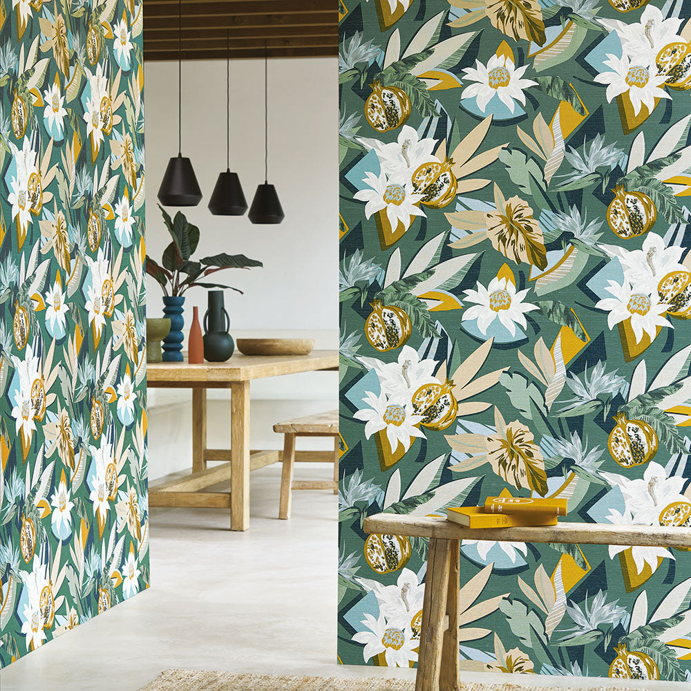 Strukturovaná tapeta s rostlinným motivem SALVADOR - MARINE/TERRE DE SIENNE granátová s terakotou