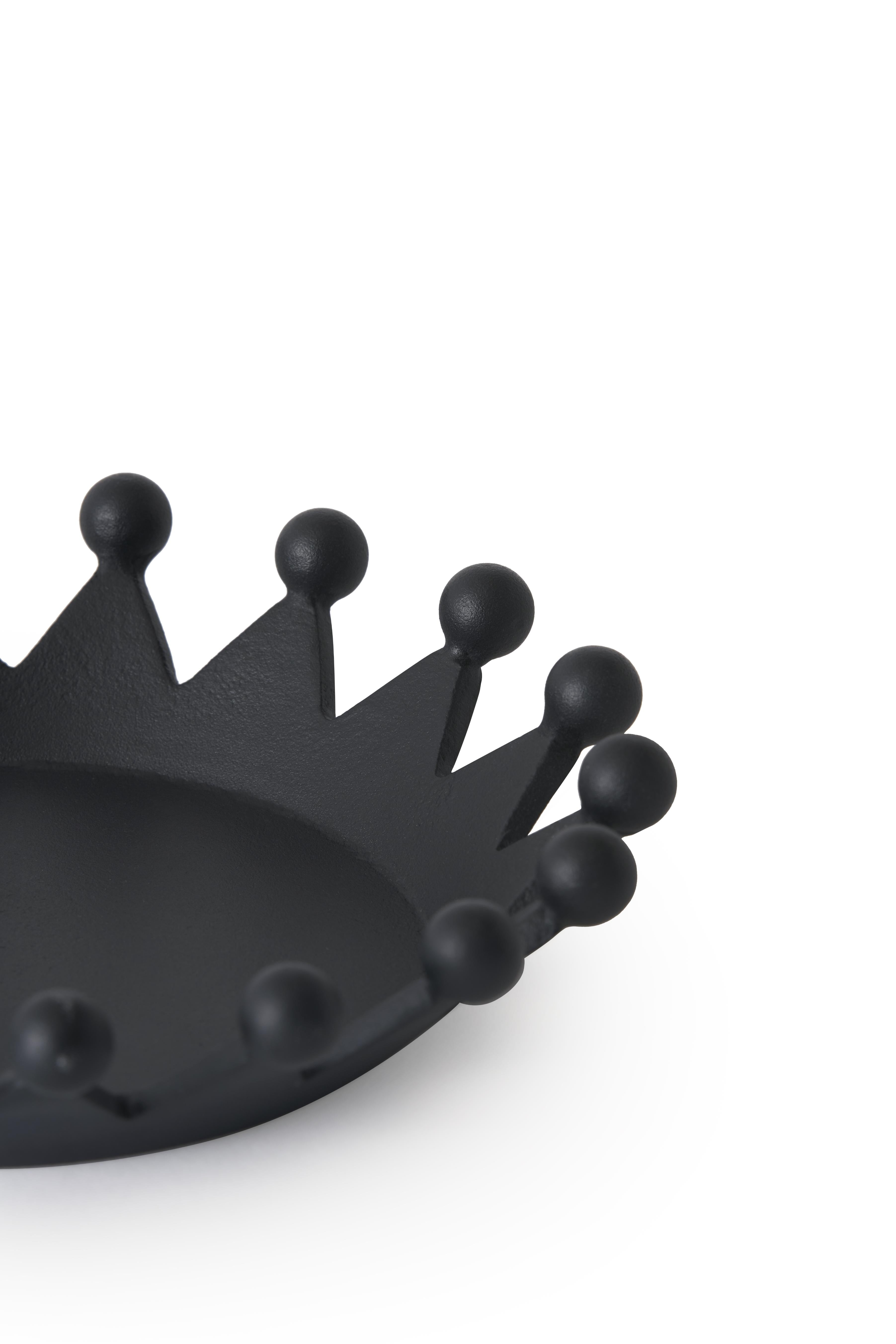 Dekorace CAST CROWN černá