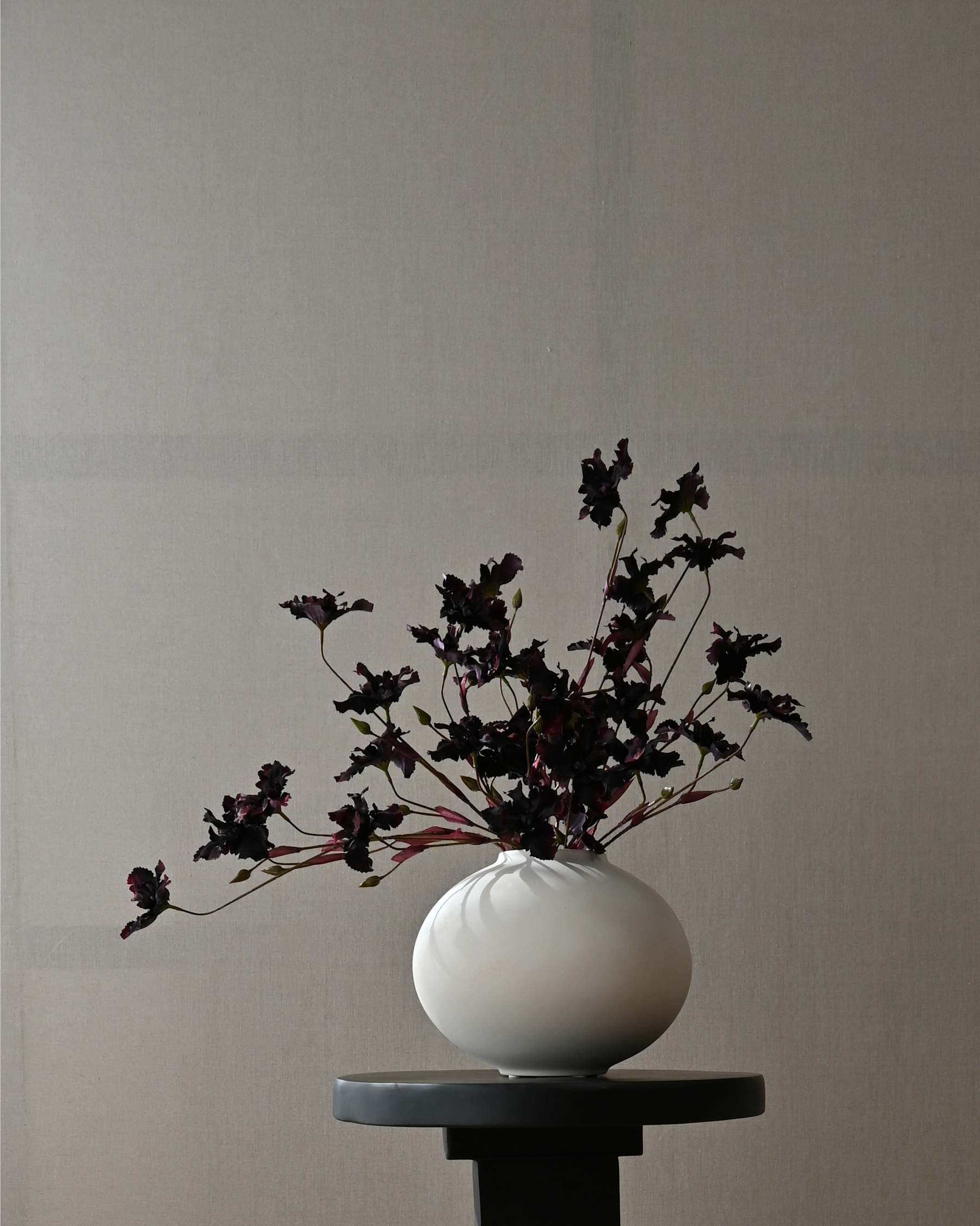 SUNAO FAT white vase
