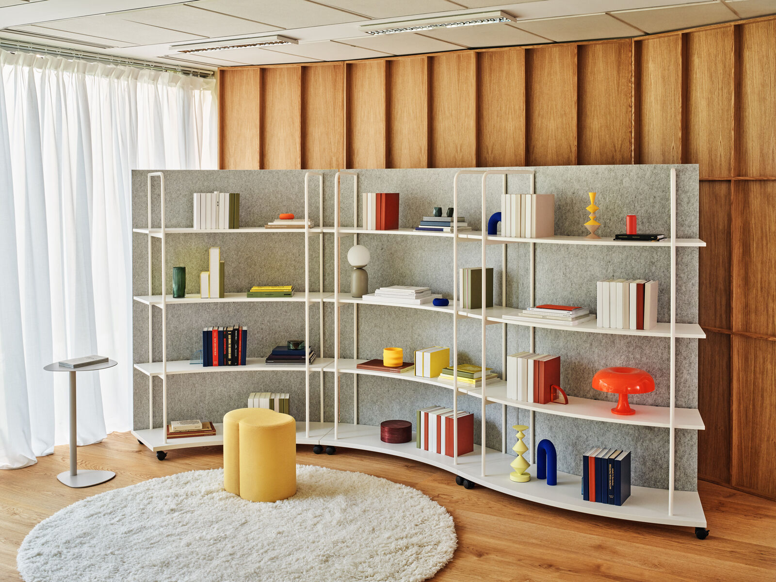 Kovový konferenční stolek CELO