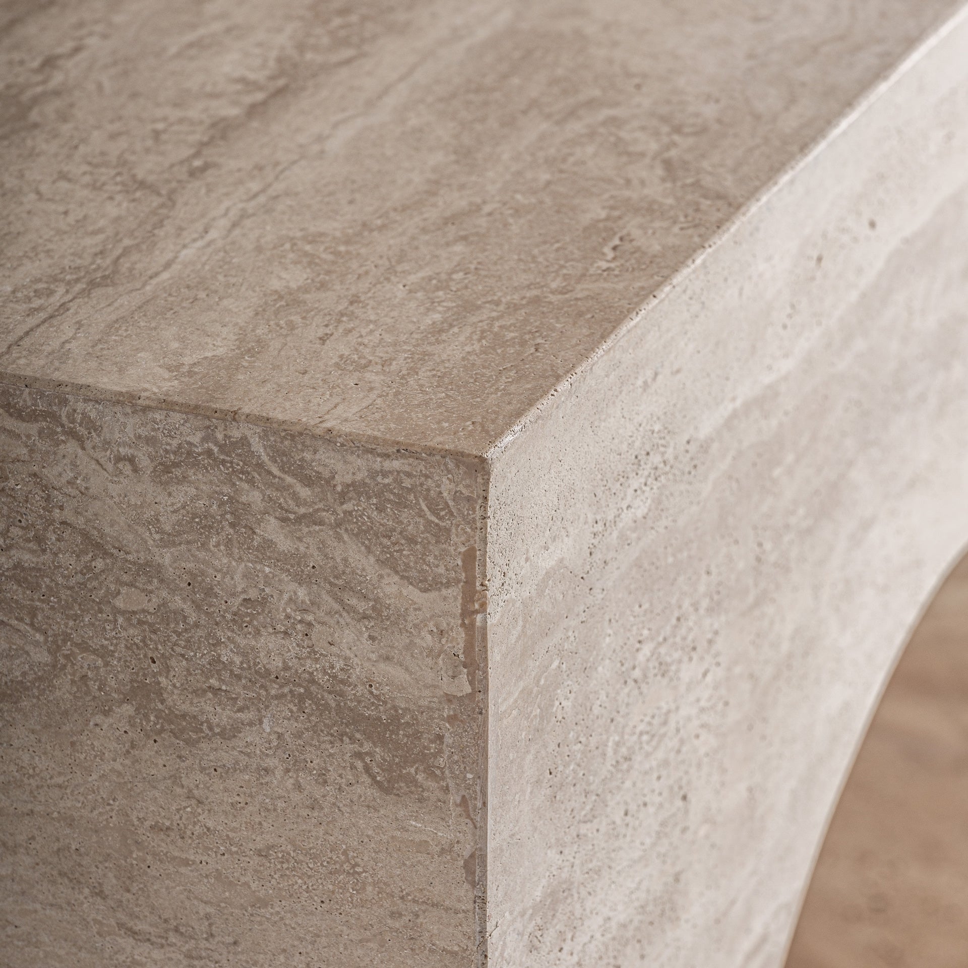 THIENNES Console Travertine