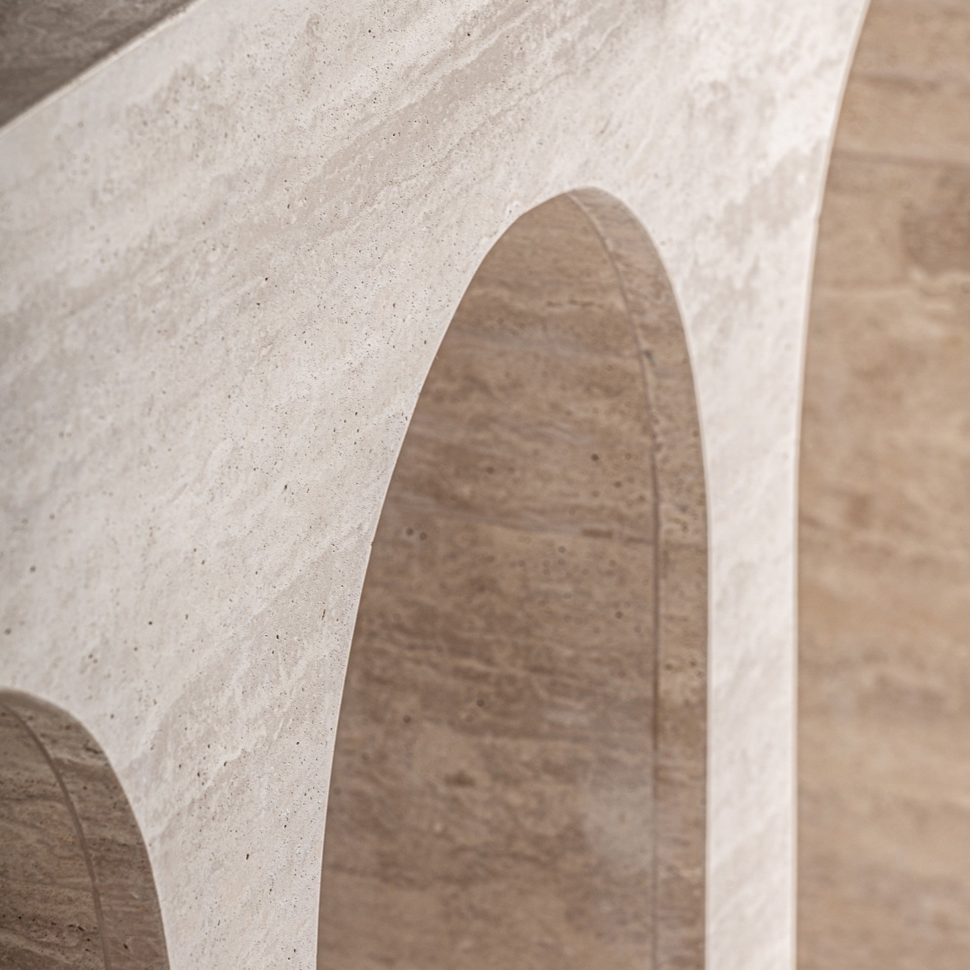 THIENNES Console Travertine