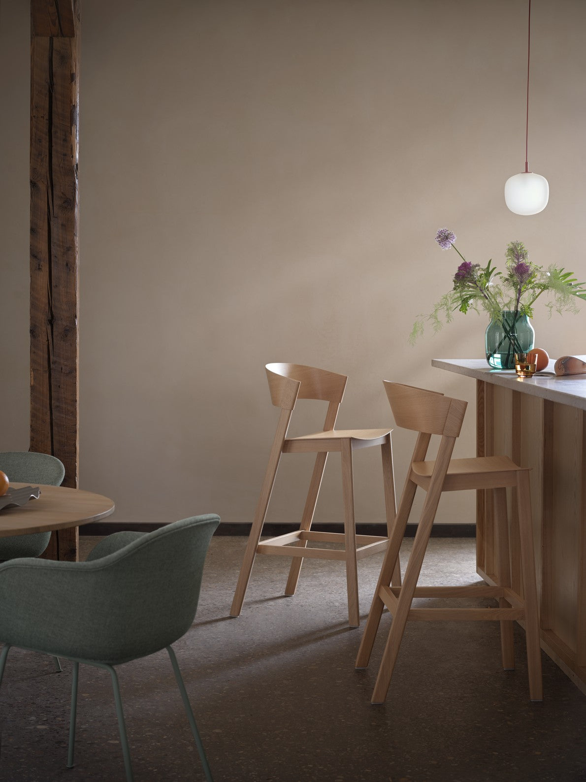 COVER Bar Stool in Oak Veneer