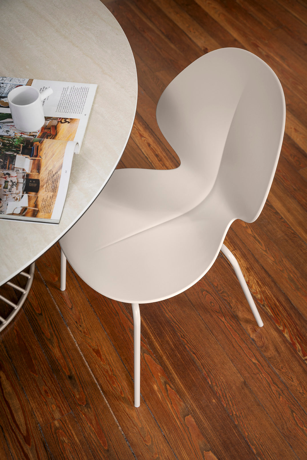 BASIL chair with gray seat and chrome metal base