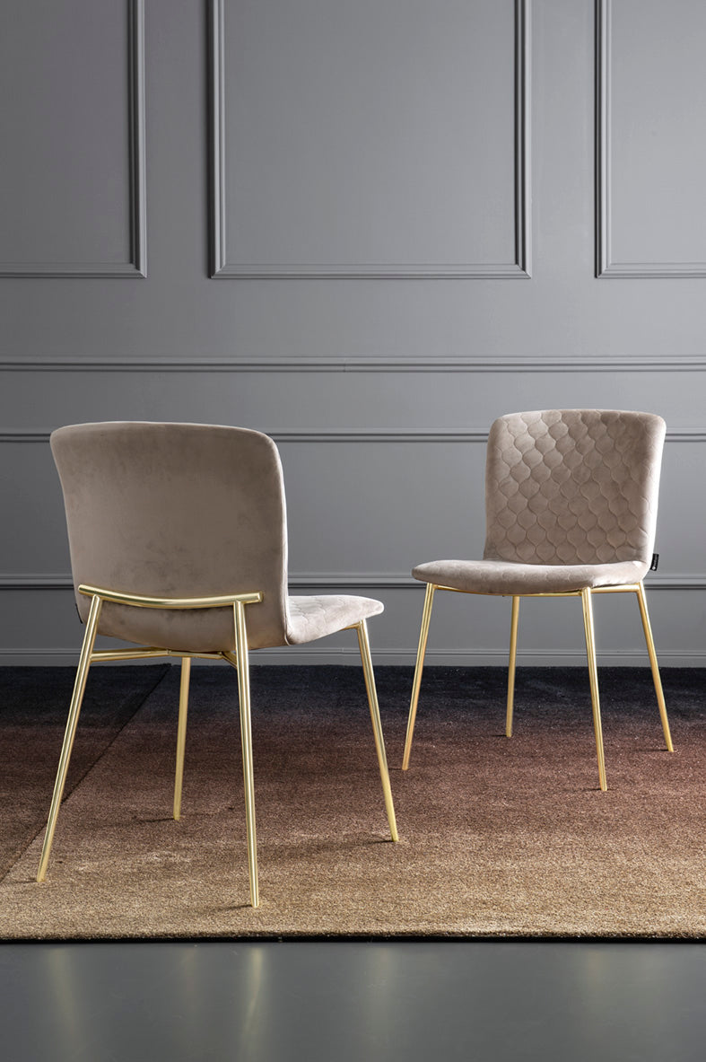 Čalouněné křeslo LOVE se zlatou základnou