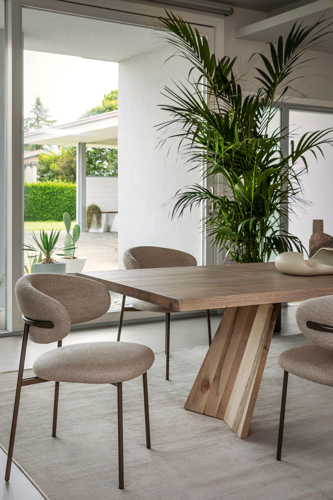 ICARO Table Oak Wood