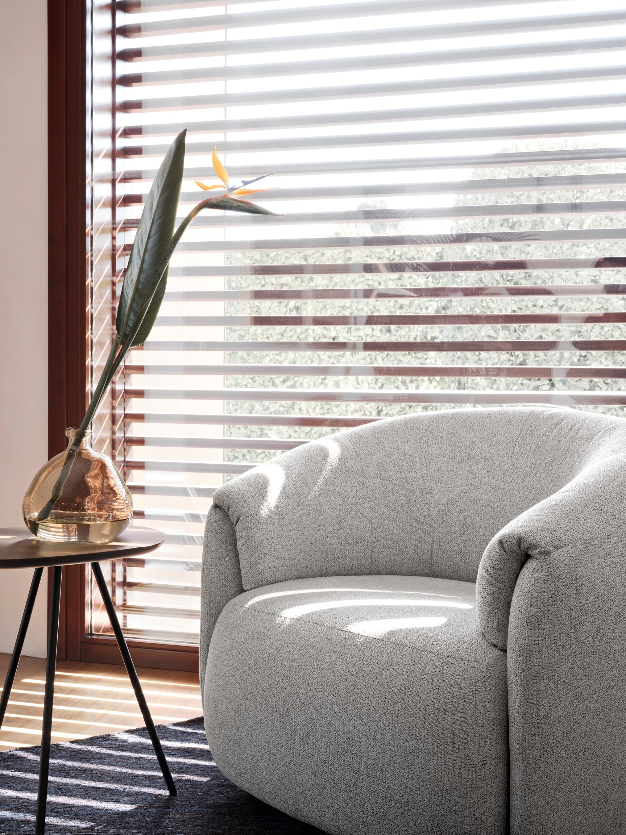 Křeslo HAVEN čalouněné