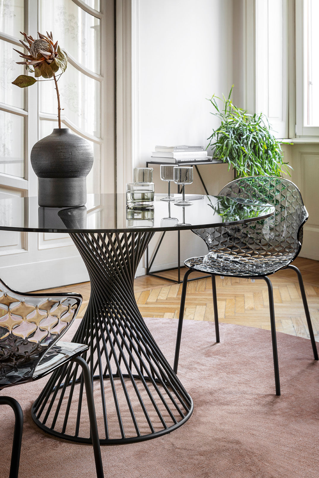 VORTEX Round Table with Glass Top and Black Base