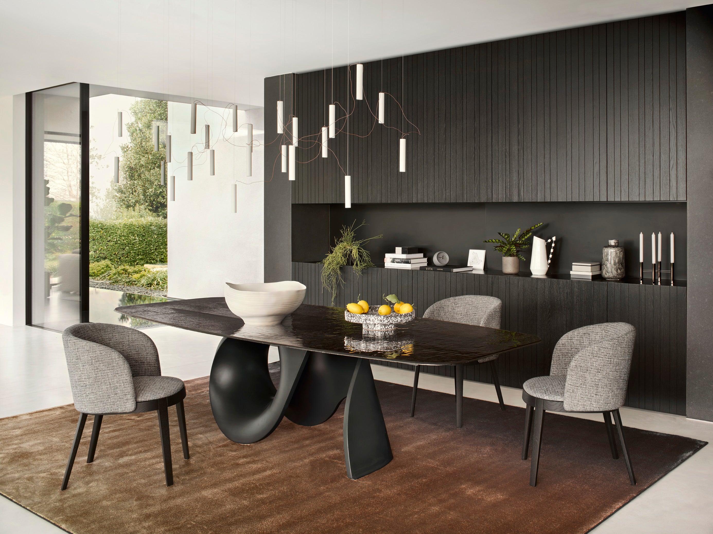 Stůl SEASHELL bílá deska s bílým podstavcem