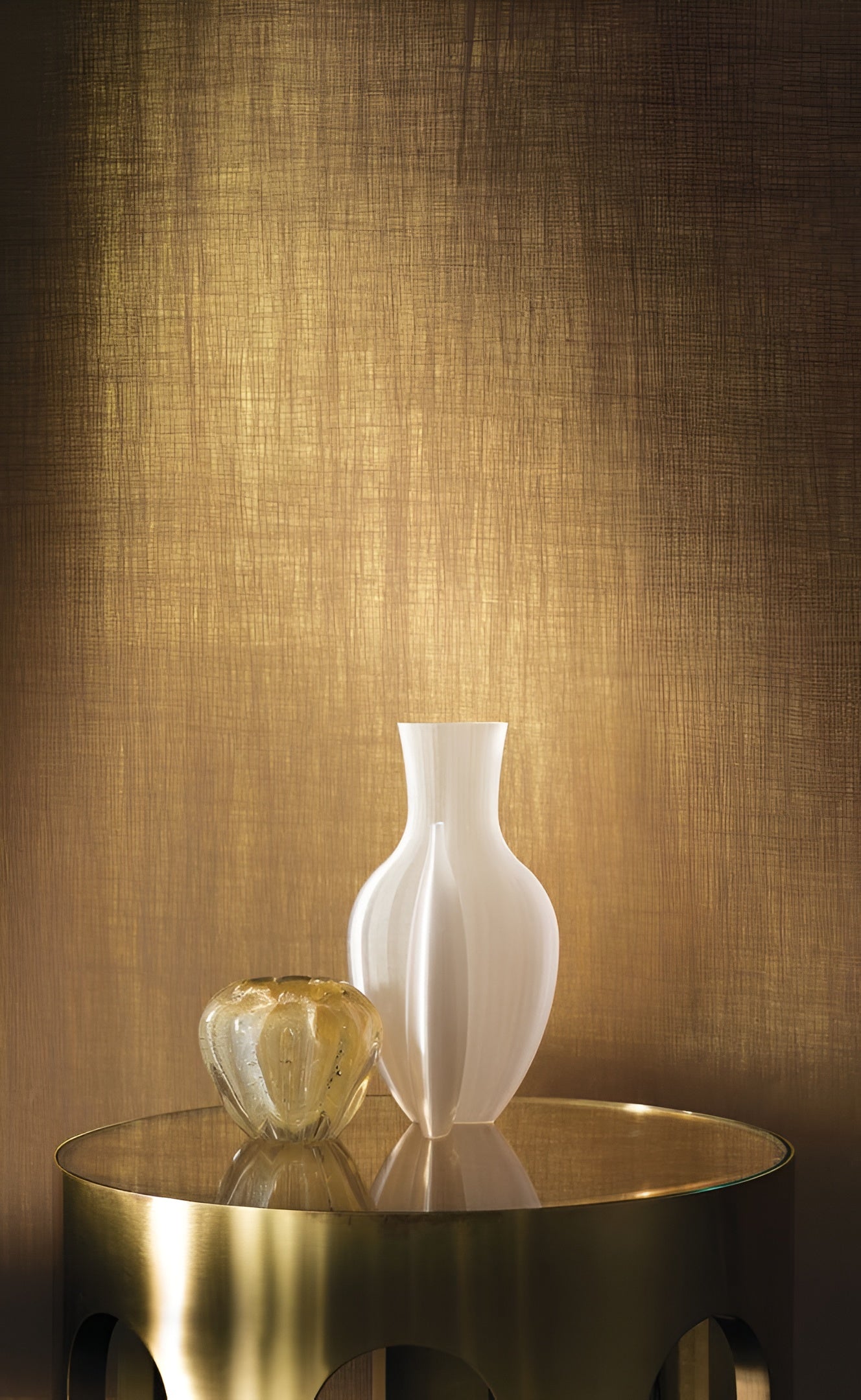 Textile wallpaper with a structural metallic finish HEMERA - IVORY elephant bone
