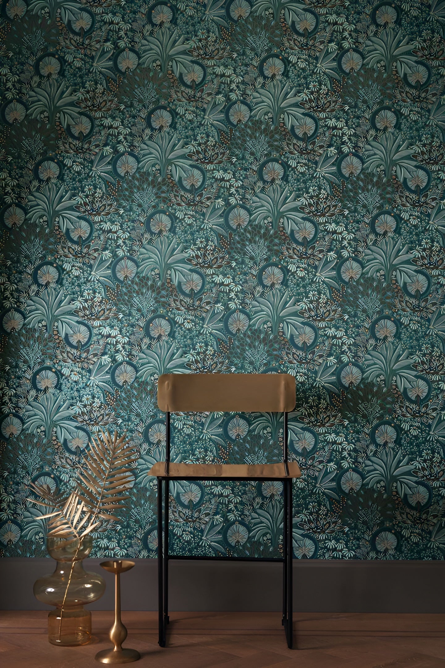 PERSEE Plant-Themed Wallpaper - MARINE CUIVRE Brown with Navy