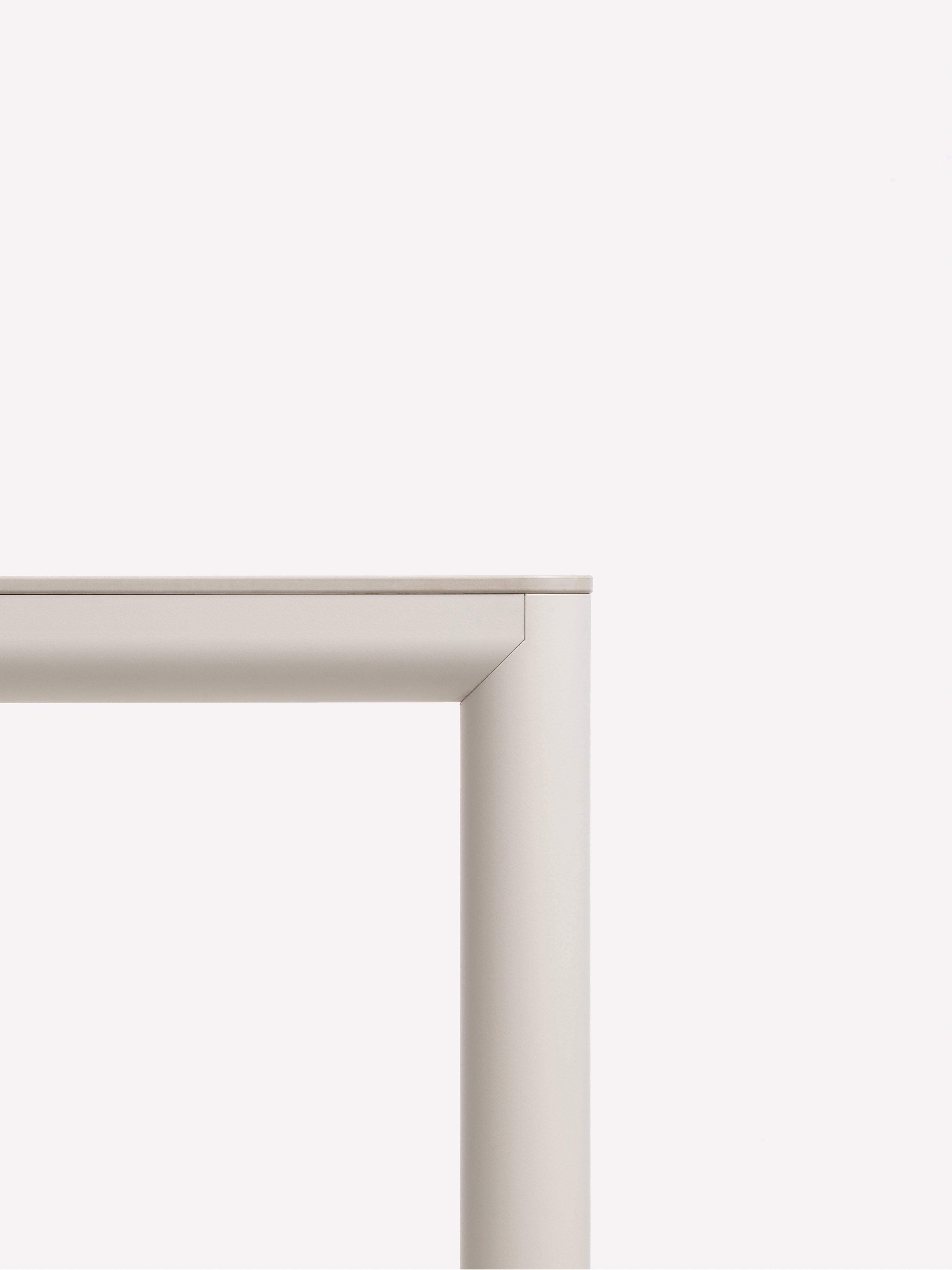 Čtvercový venkovní stolek PIAVE taupe