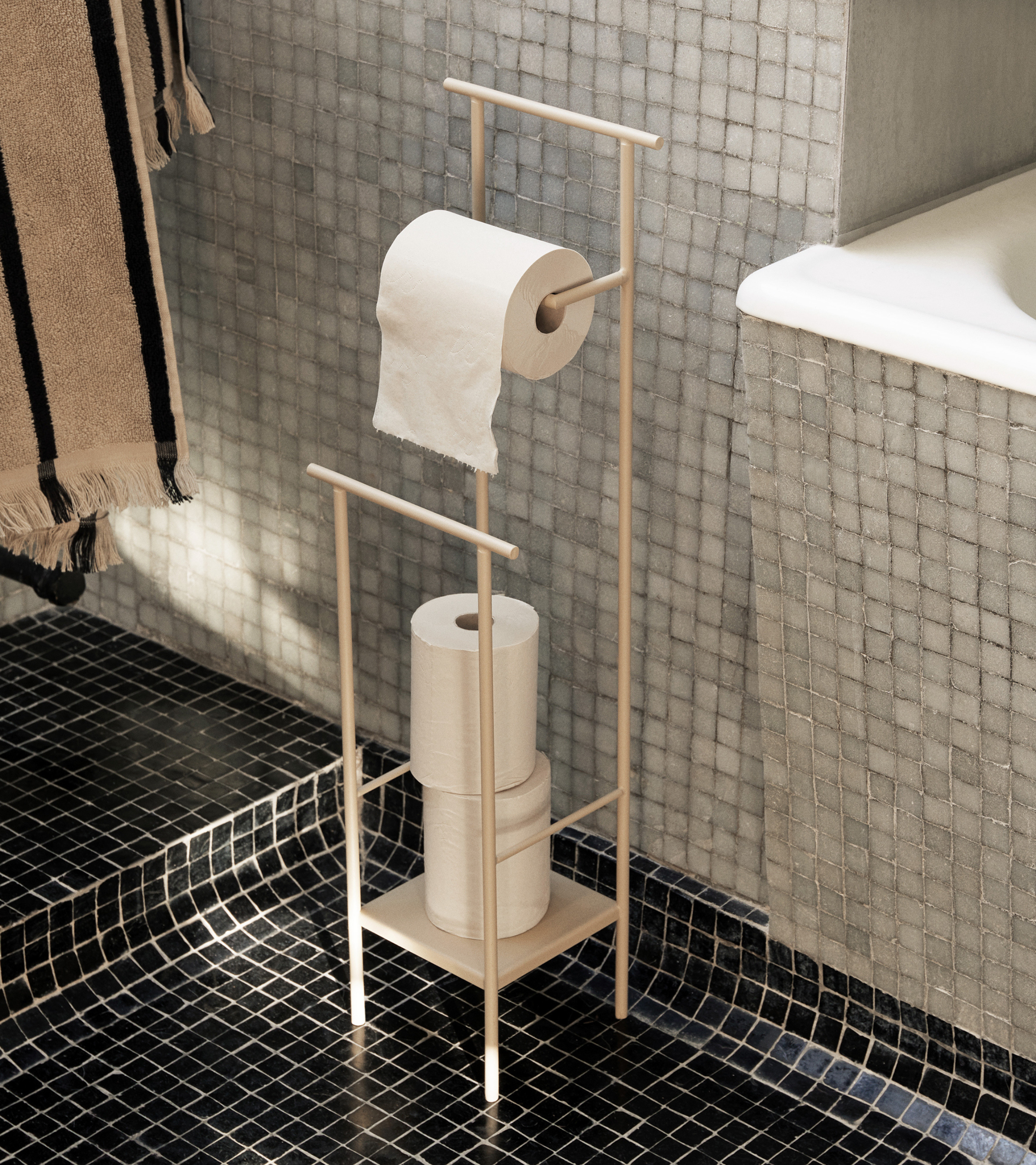 DORA Beige Paper Holder