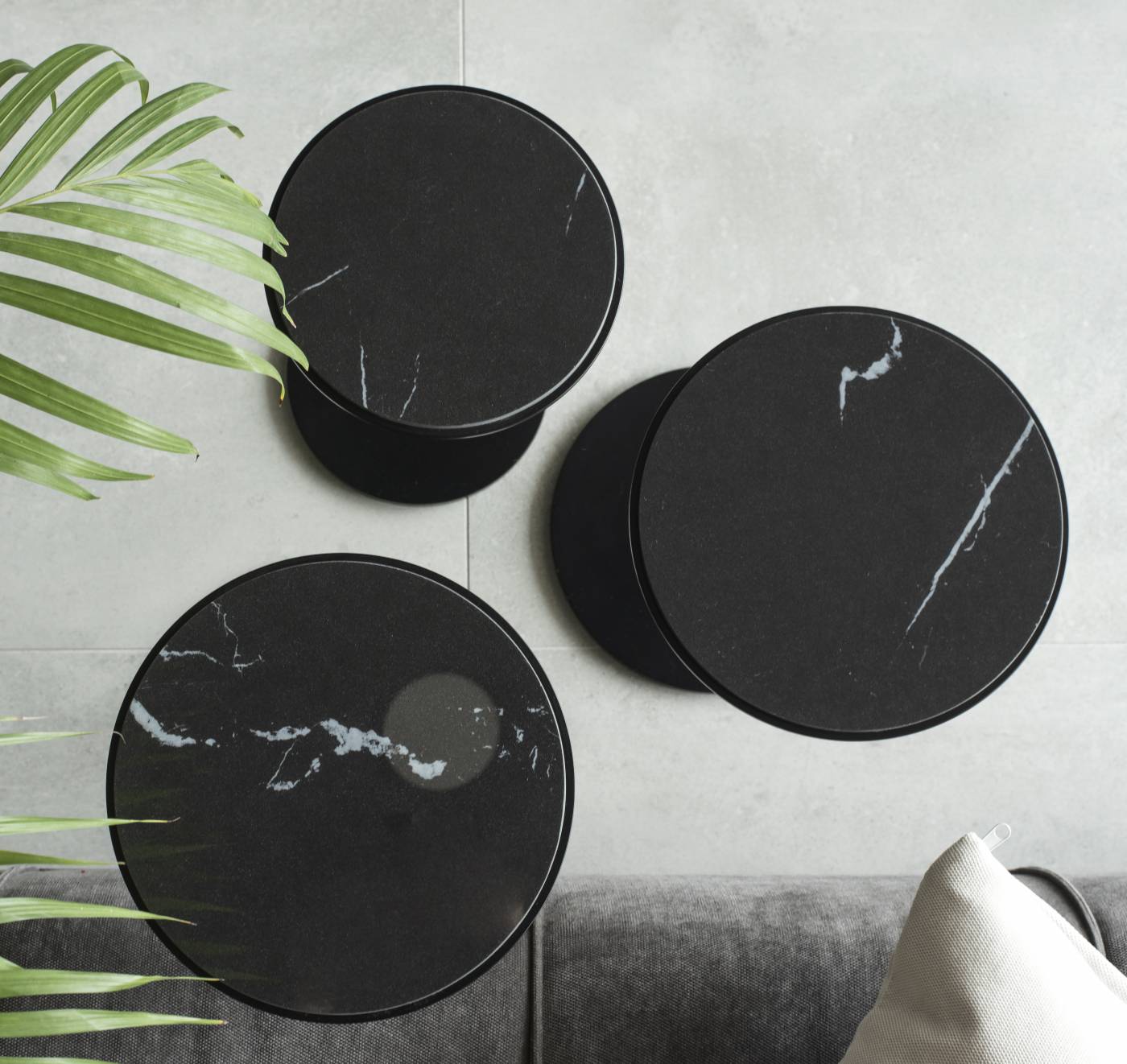 Stolik kawowy MINEVA spiek kwarcowy Negro Rosanero    Eye on Design