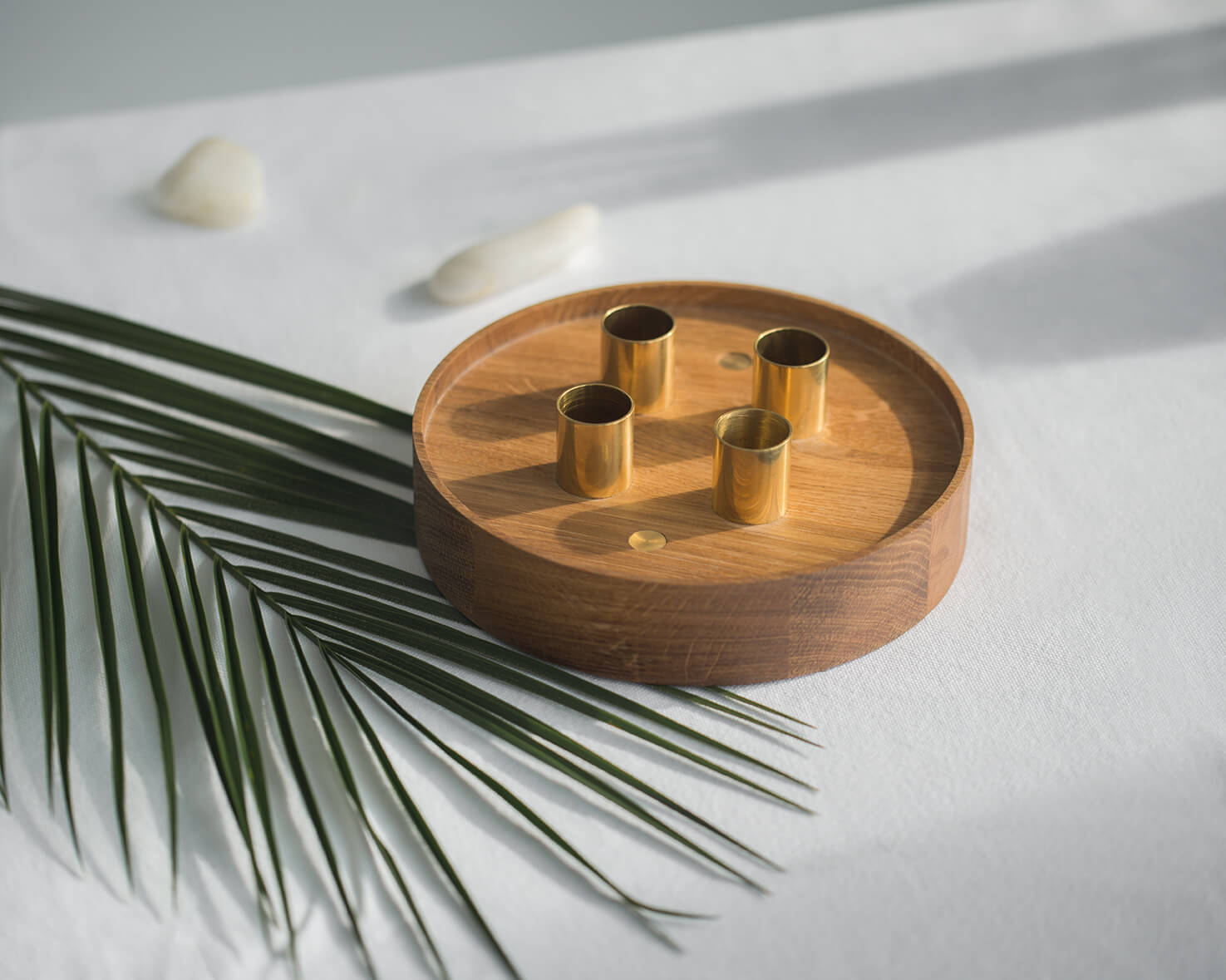 ENLIGHTENMENT Candle Holder 4 Oak with Brass