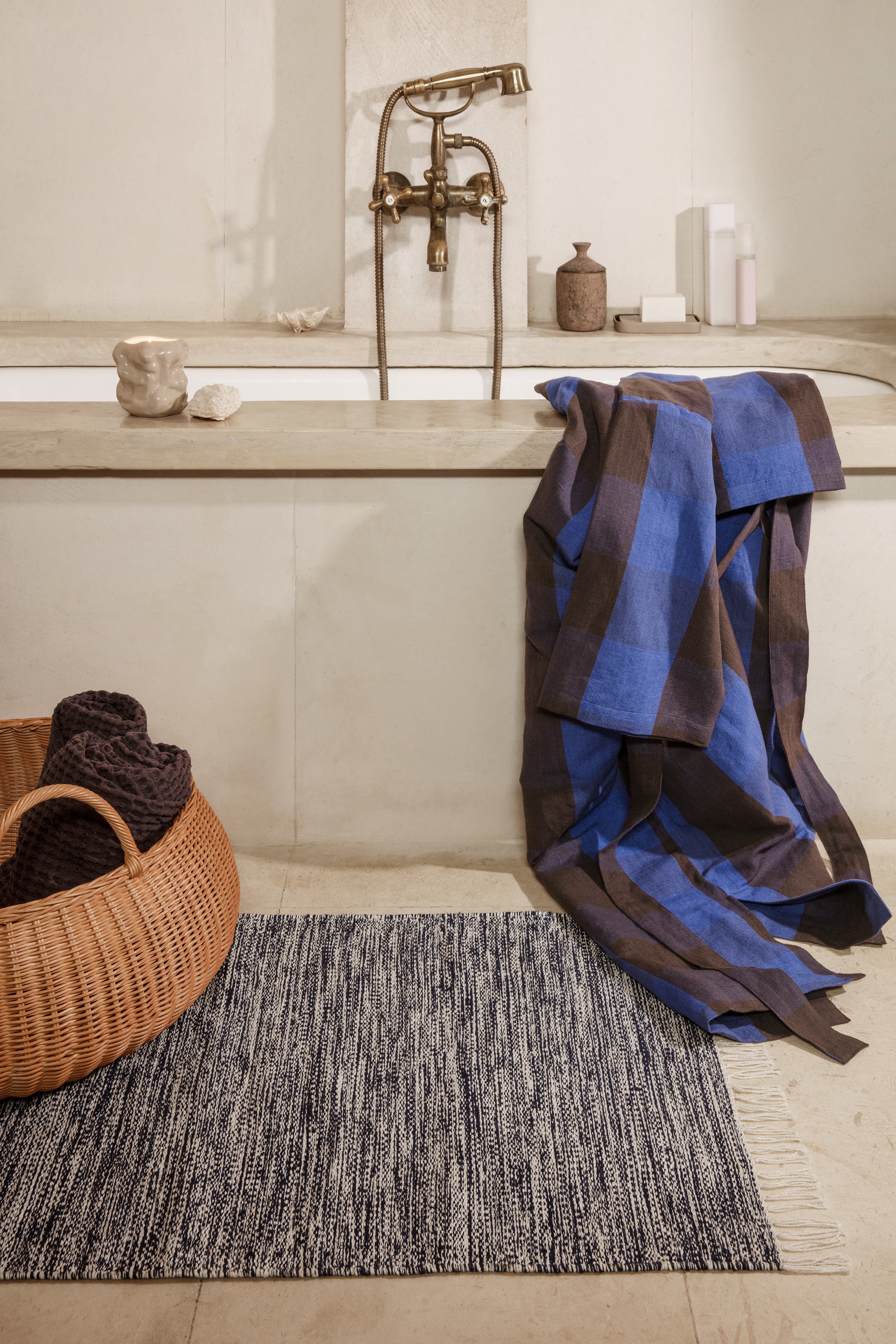 Kosz BRAIDED BASKET rattan