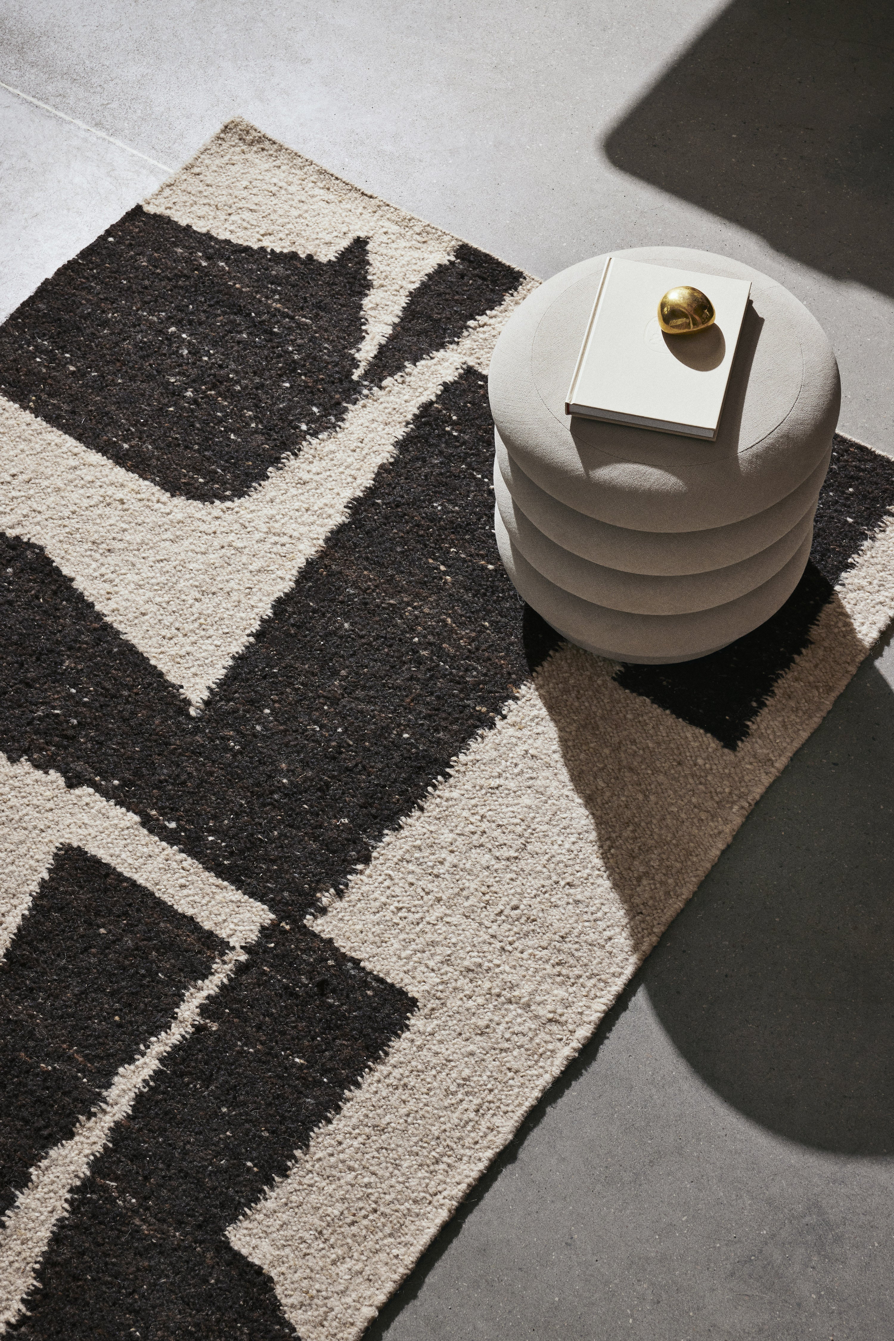 Tlačítko na papír SOCHAŘSKÝ OBJEKT stříbrné