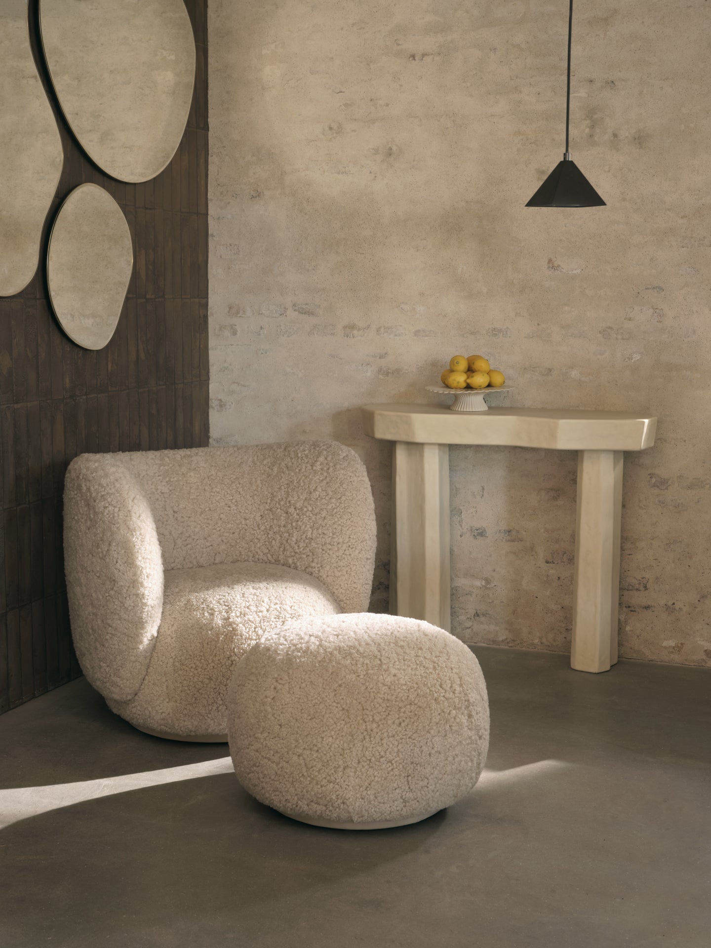 Rico lounge sheepskin cream chair
