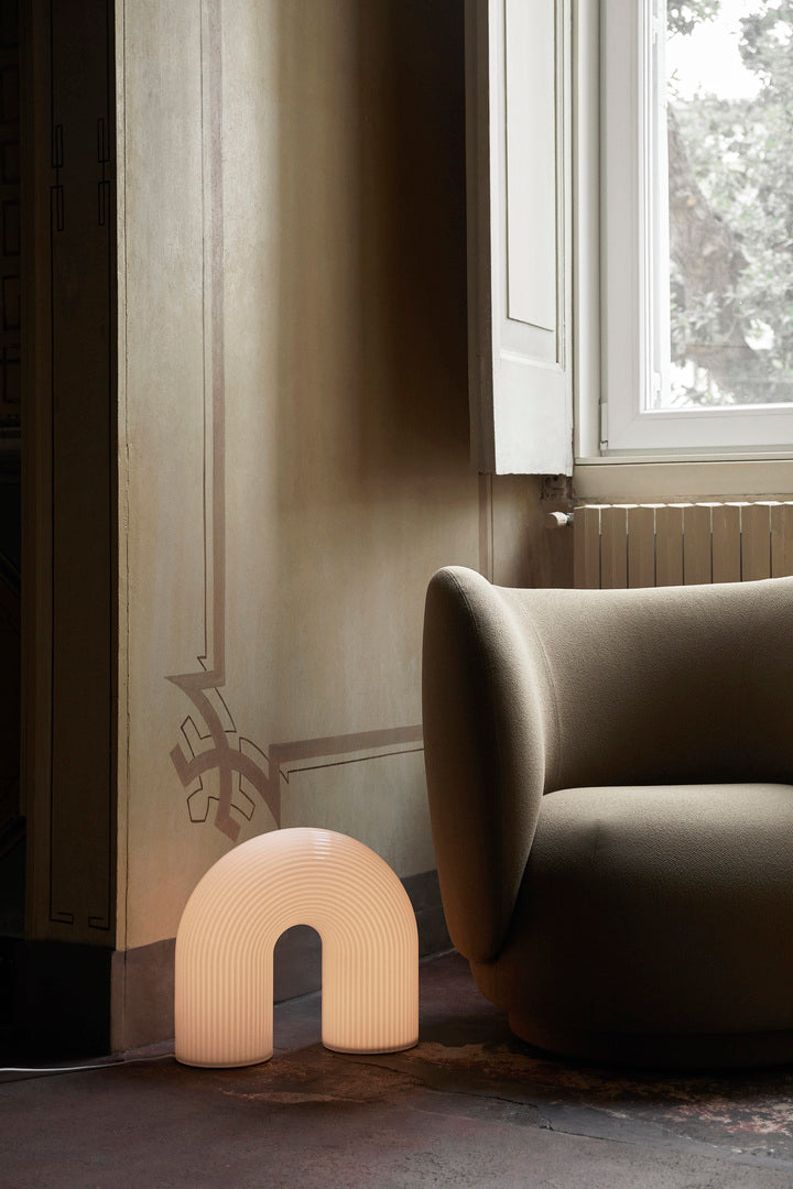 Stojací lampa VUELTA mléčné sklo