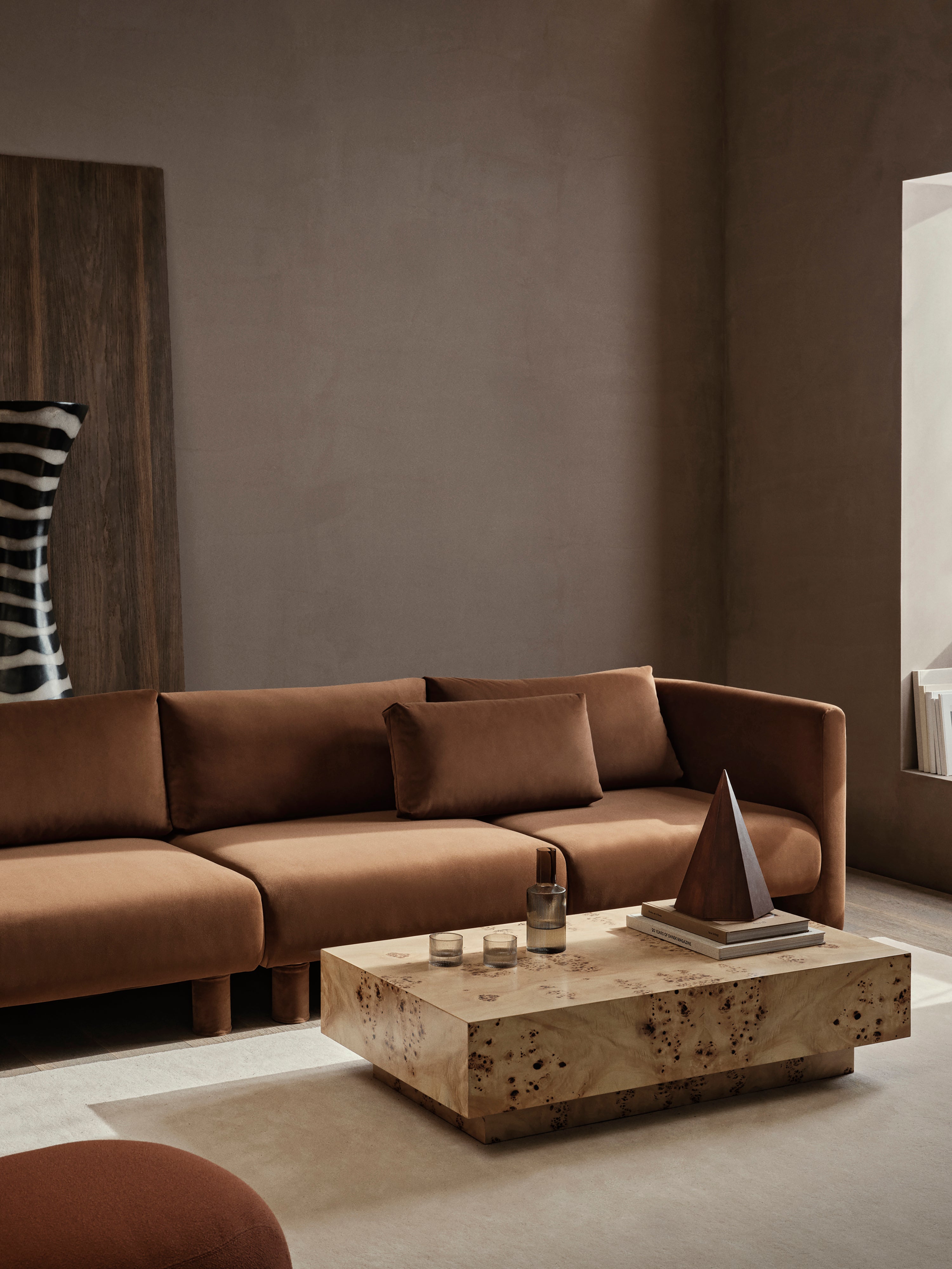 Dase modular sofa - soft bouclé dark brown