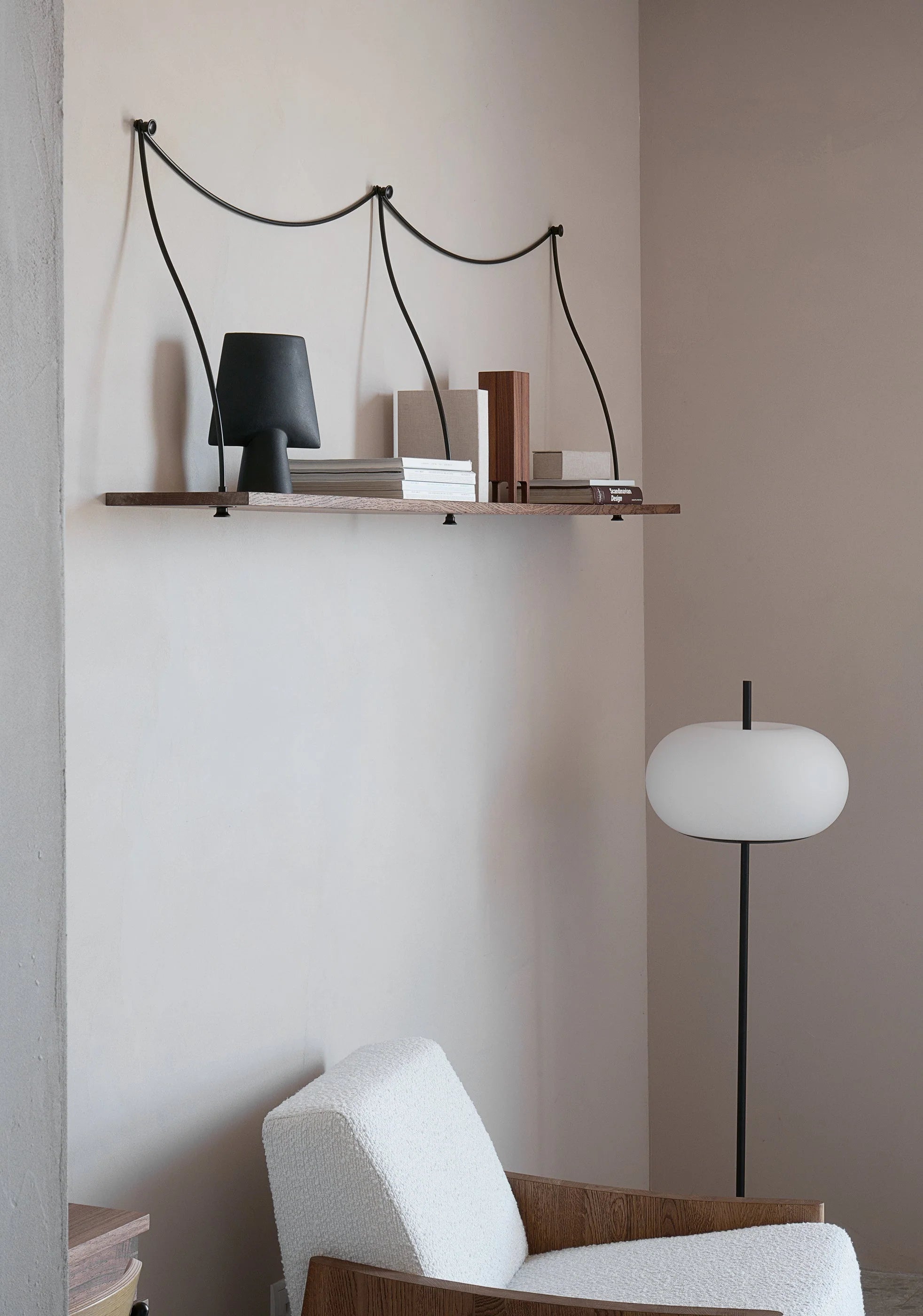 Police FERRO dubové dřevo