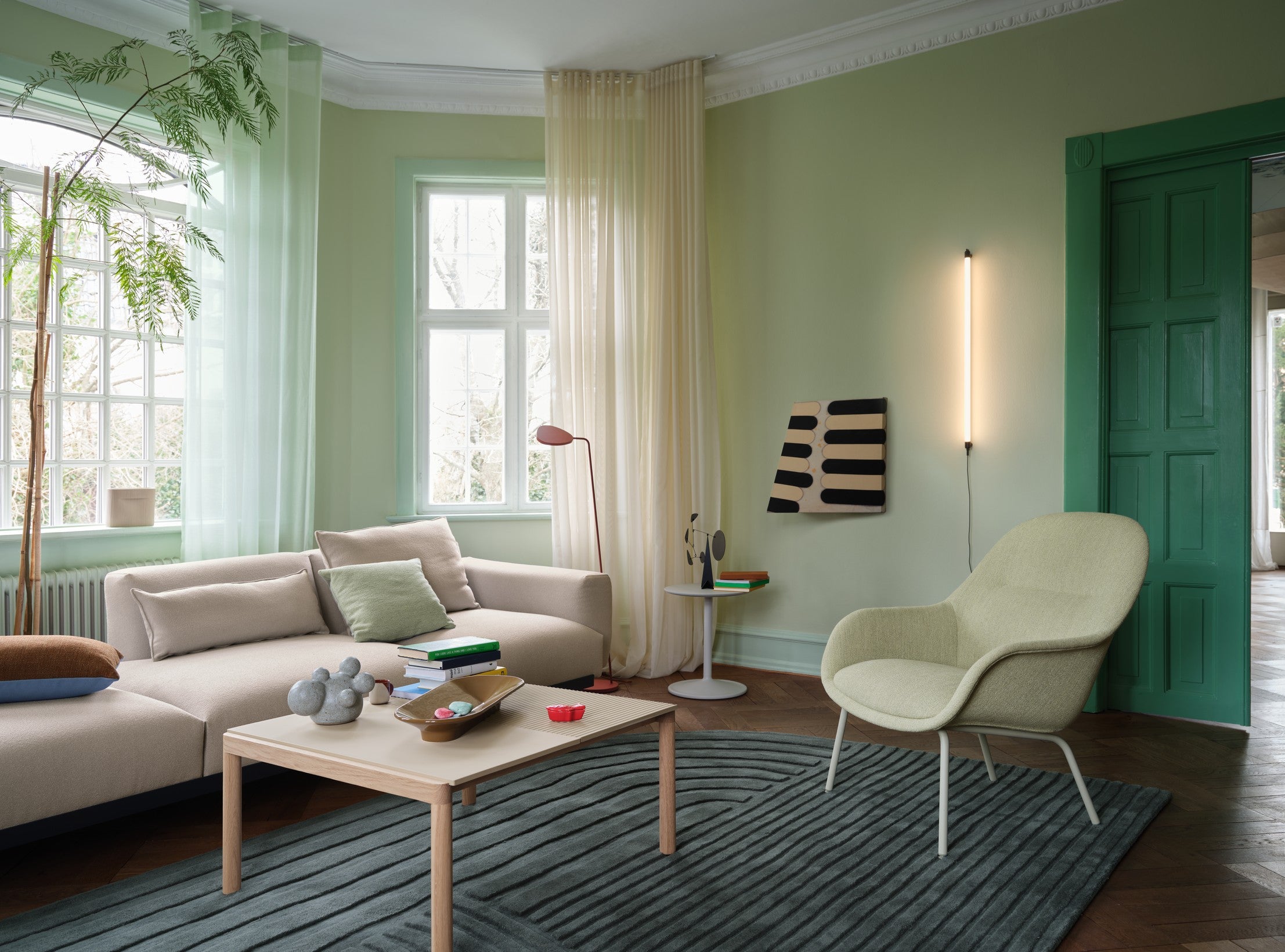 Personalized FIBER Armchair with Steel Base