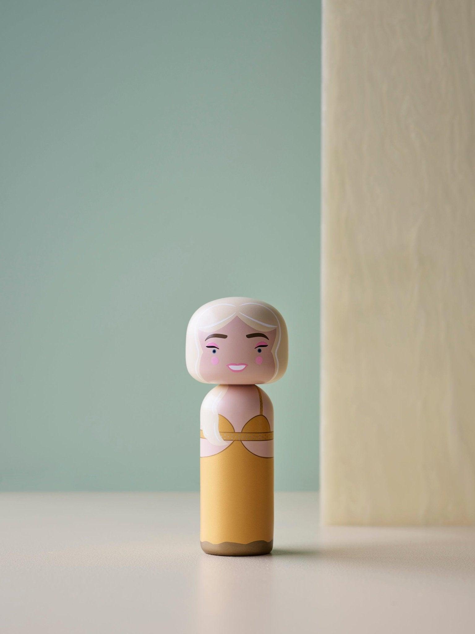 Figurka dekoracyjna CLAUDIA SCHIFFER – Lucie Kaas