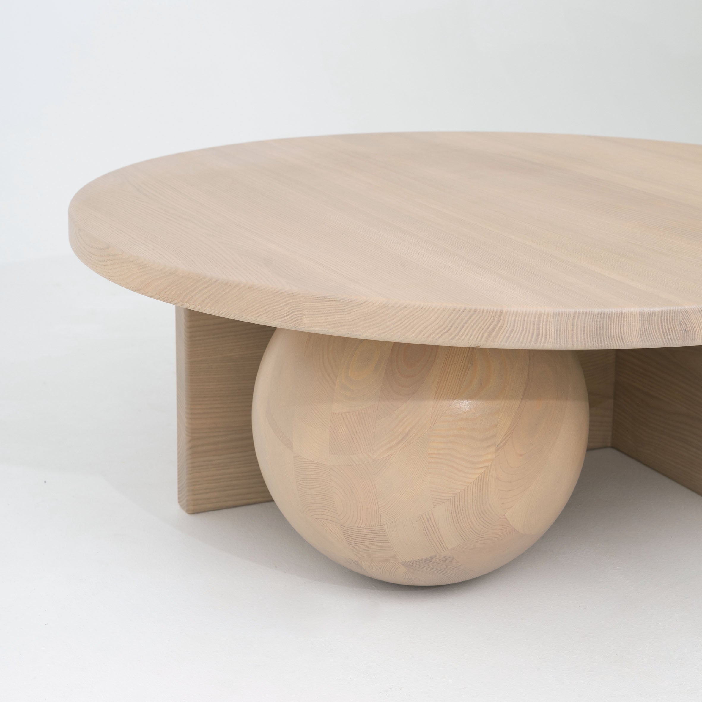 Stolek FUKU WOODEN dřevěný