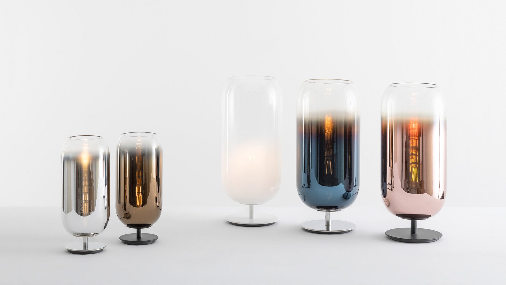 GOPLE silver table lamp with silver base