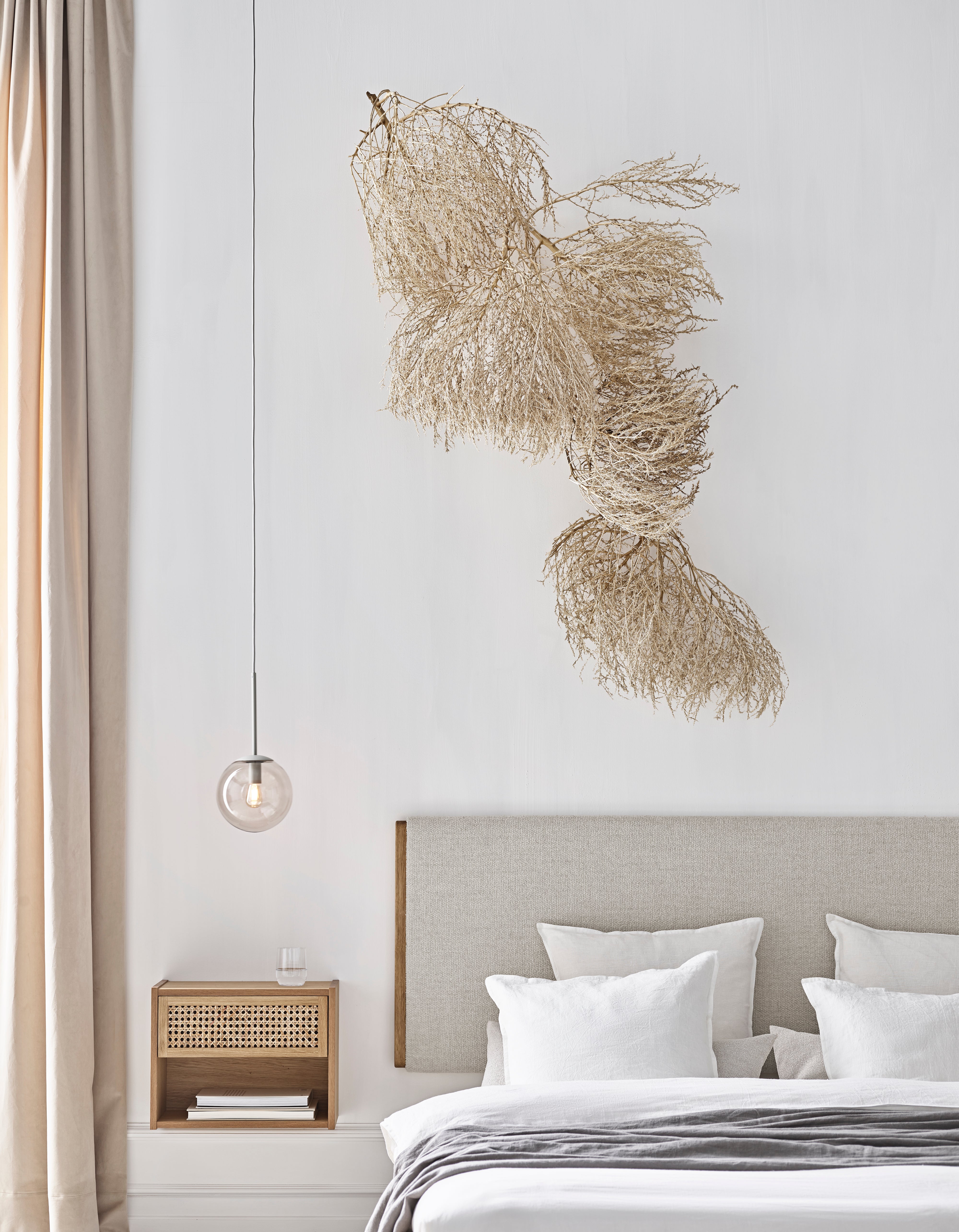 Noční stolek CANA bělené dubové dřevo