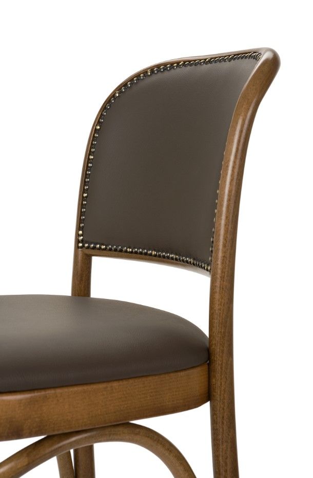 Hoker H-8110 bukové dřevo