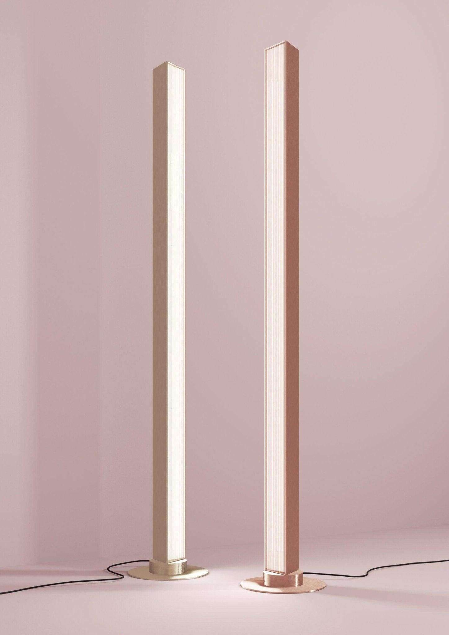 Lampa podłogowa STICK satynowa miedź Contardi    Eye on Design